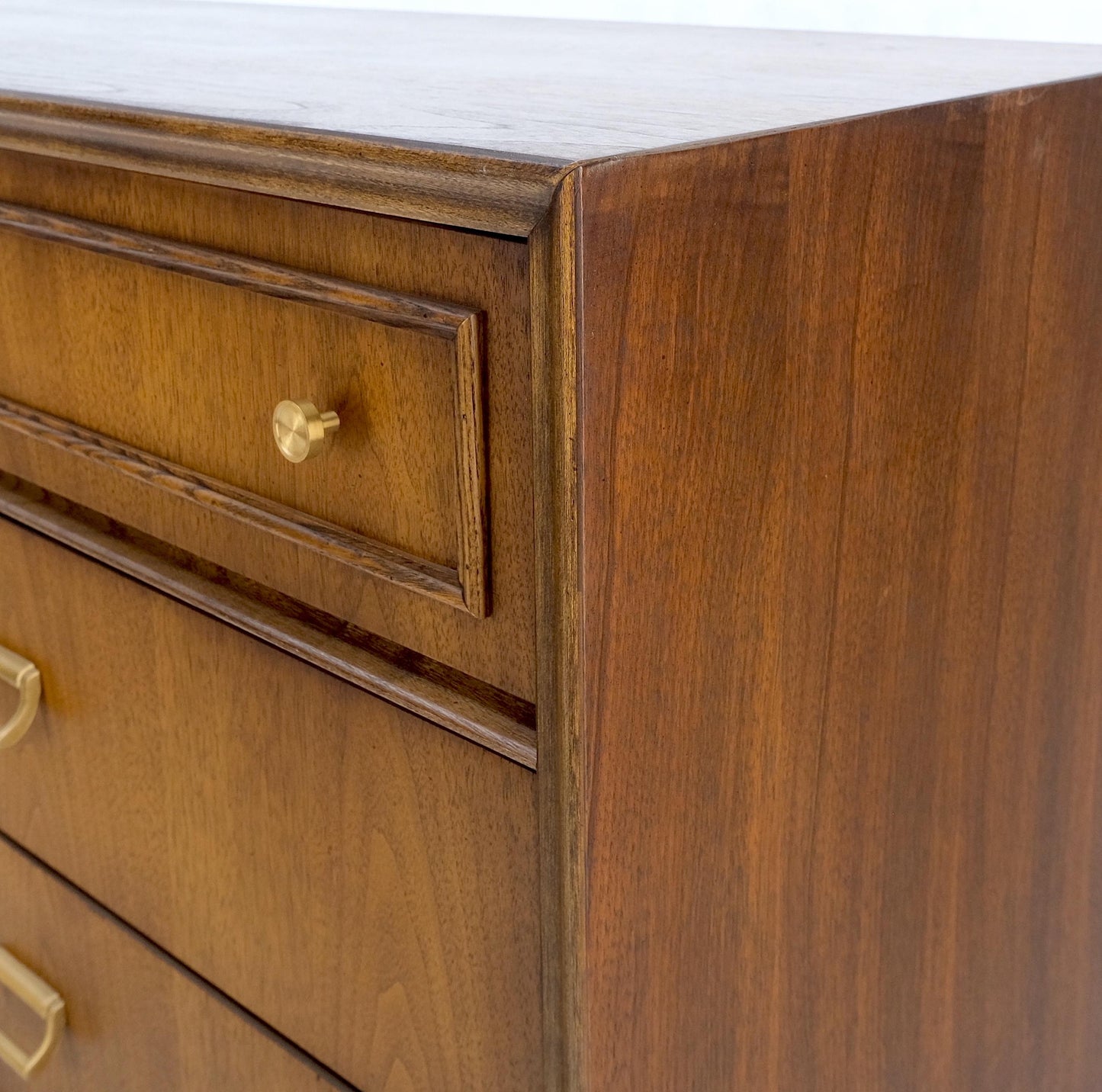 EstablishedLines American Mid Century Modern 6 Drawers Walnut Dresser Brass Hardware MINT!
