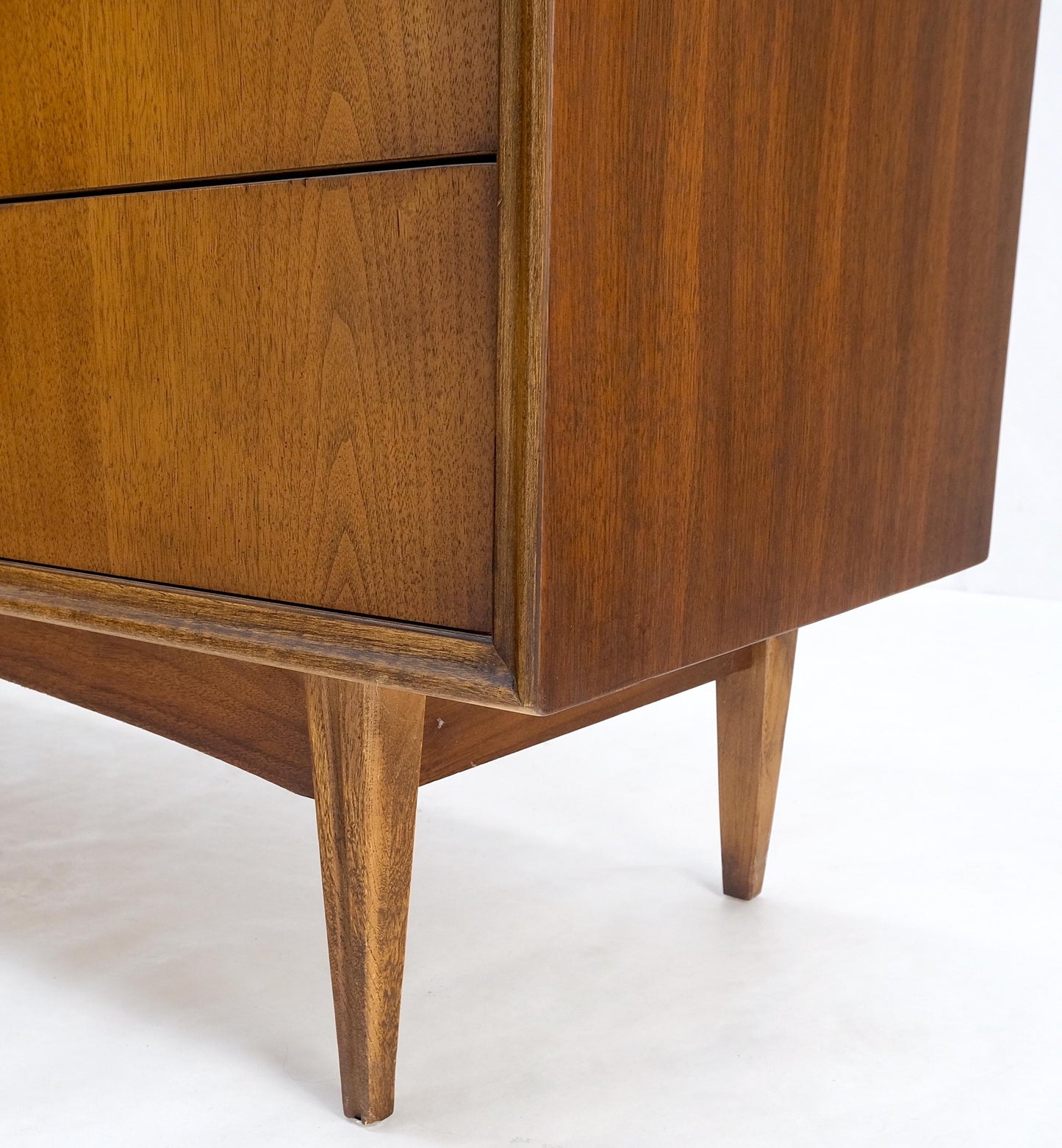 EstablishedLines American Mid Century Modern 6 Drawers Walnut Dresser Brass Hardware MINT!