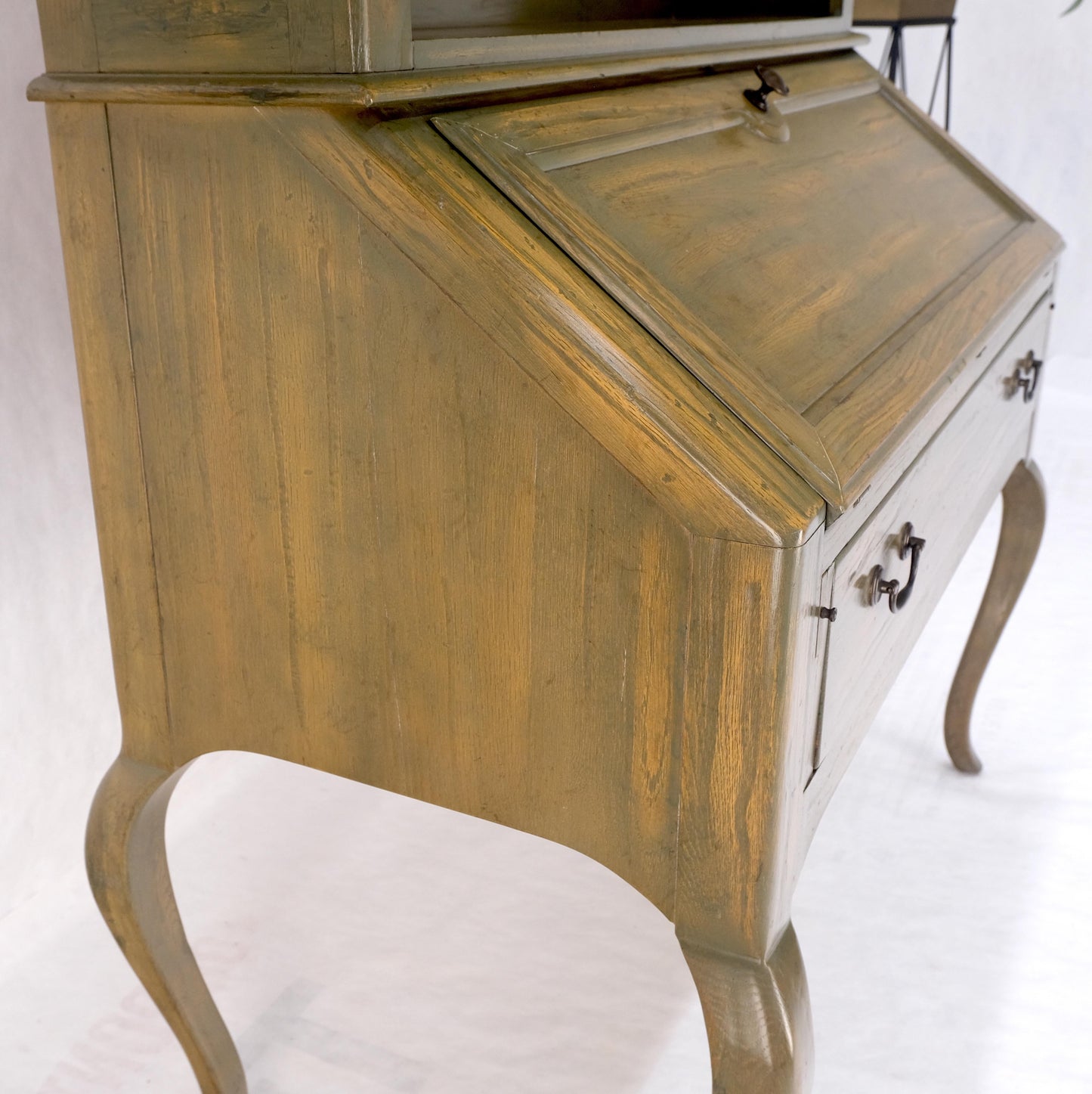 EstablishedLines Henredon Solid Oak Olive Finish Wide Open Bookcase Secretary Desk Country French