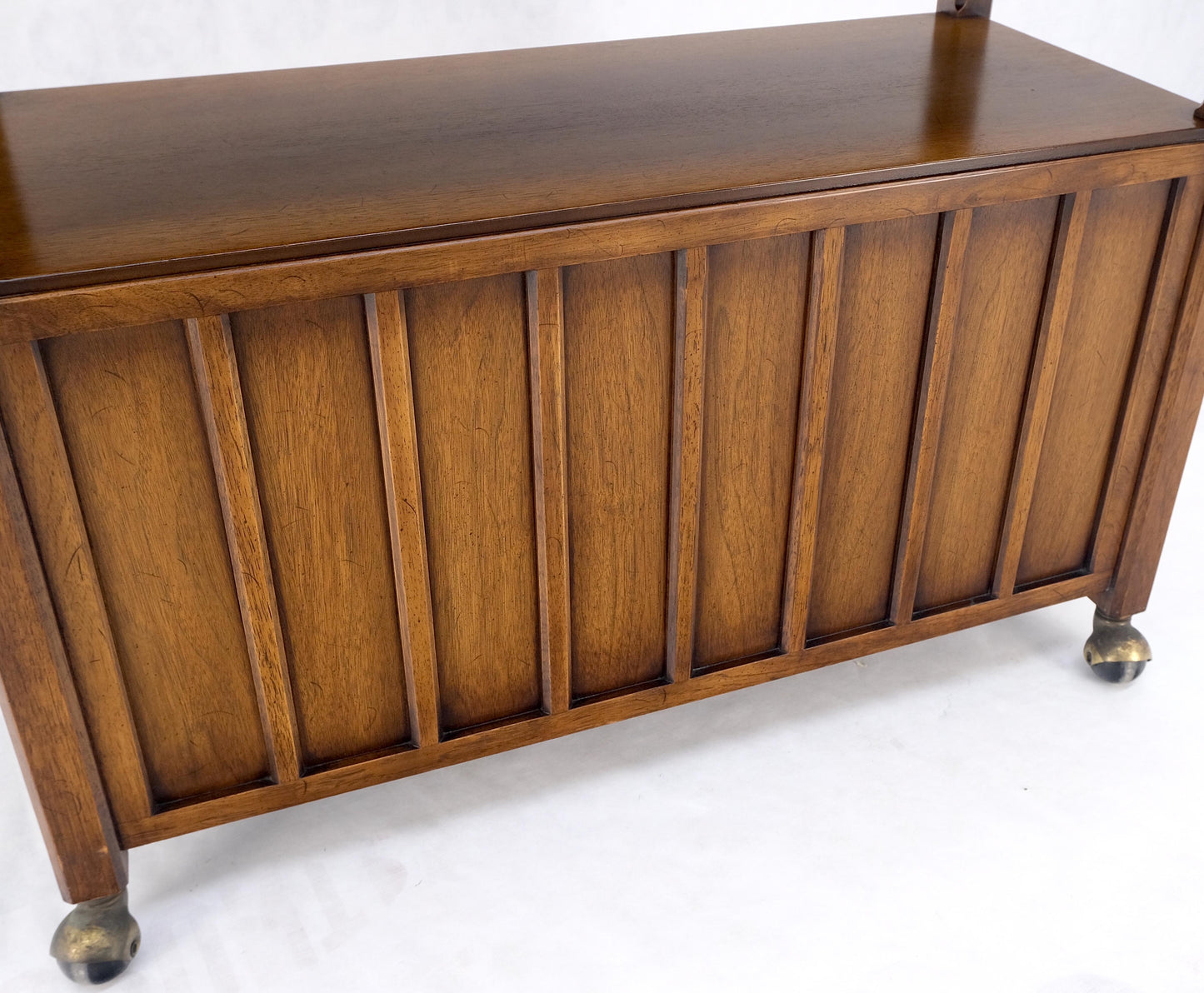 EstablishedLines Mid Century Modern Flip Top Black Laminate Serving Cart Bar Cabinet Wheels MINT!