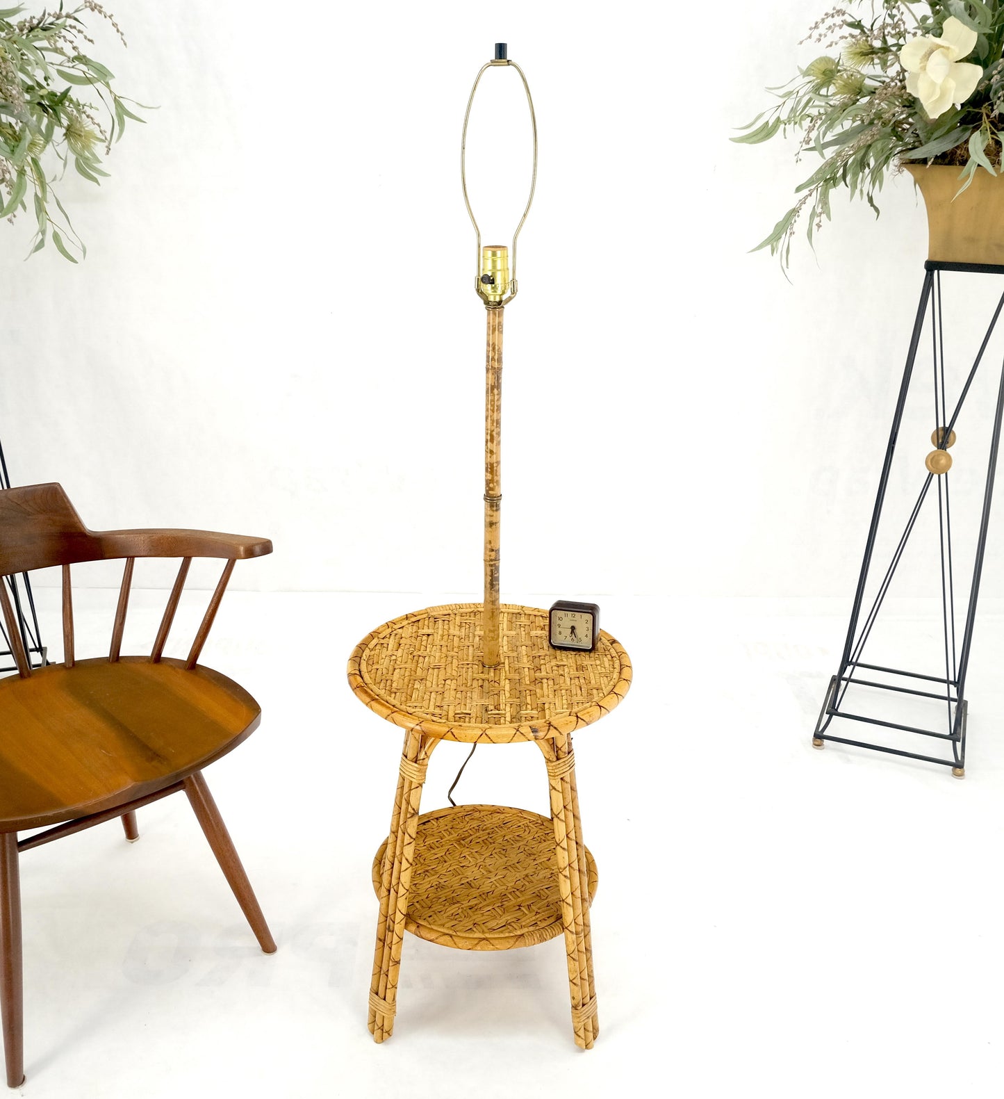 EstablishedLines Bamboo Rattan c1970s 4 Legged Two Tier Round Side Table Floor Lamp MINT!