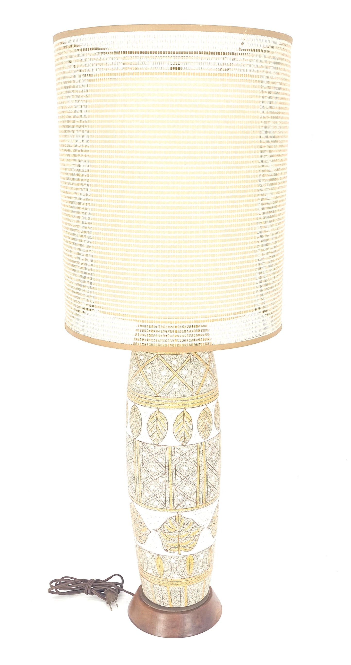 EstablishedLines Fratelli Fanciullacci Ramor Pottery Table Lamp Original Shade Walnut Base MINT