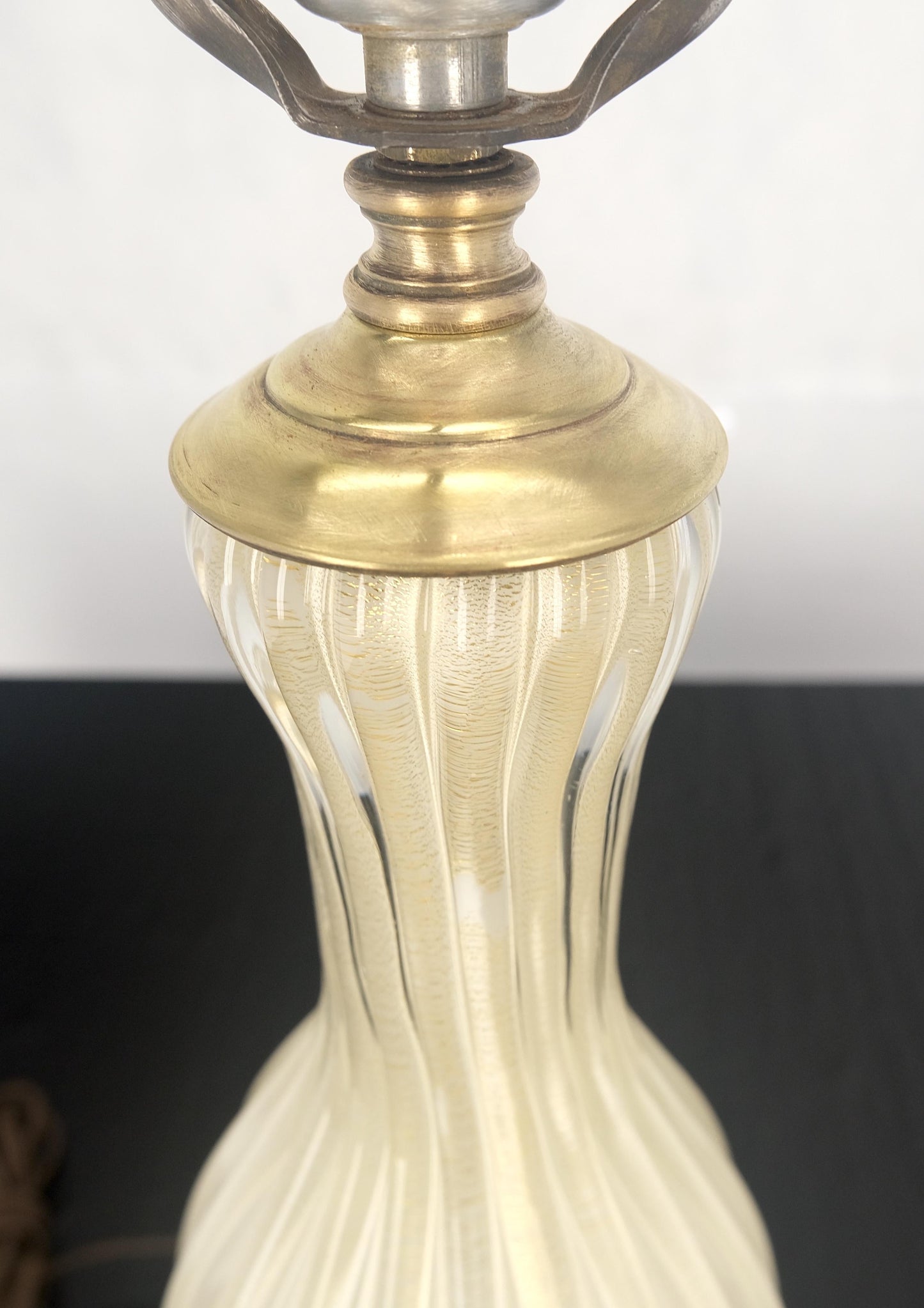 EstablishedLines Off White Beige Bottle Shape Murano Glass Table Lamp MINT!