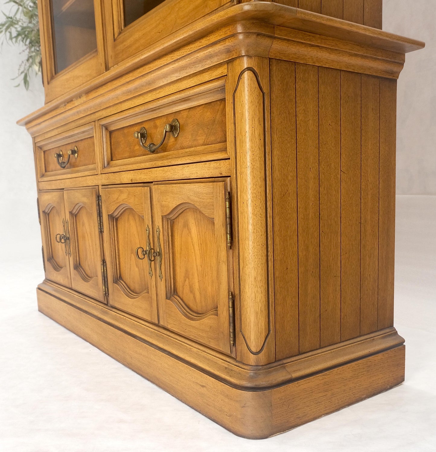 EstablishedLines Blond Wood Dome Shape Top Two Doors 54" Cupboard Breakfront Cabinet Shelf MINT