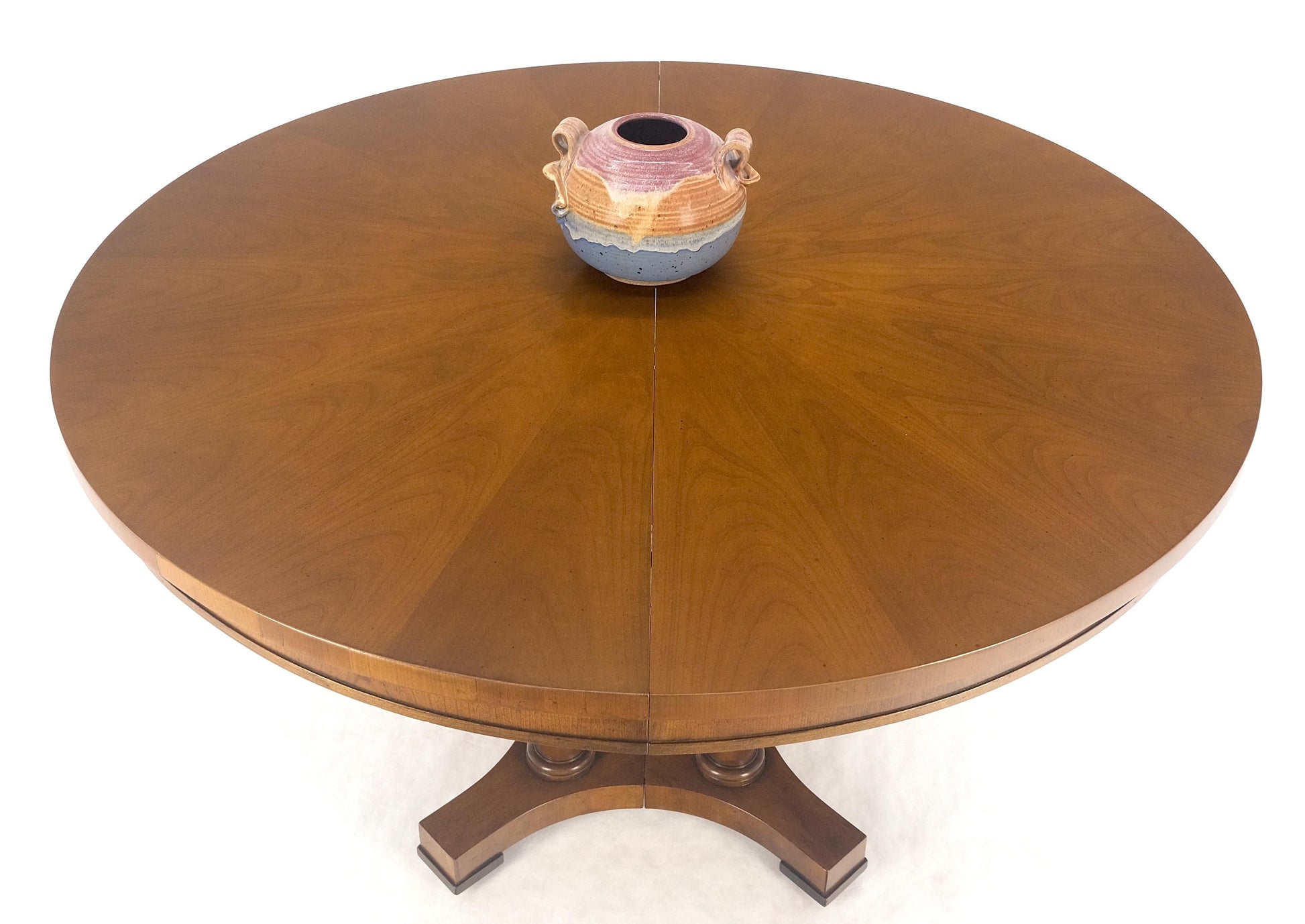 EstablishedLines Baker Round Racetrack Single Pedestal Base Two Leave Fruitwood Dining Table MINT