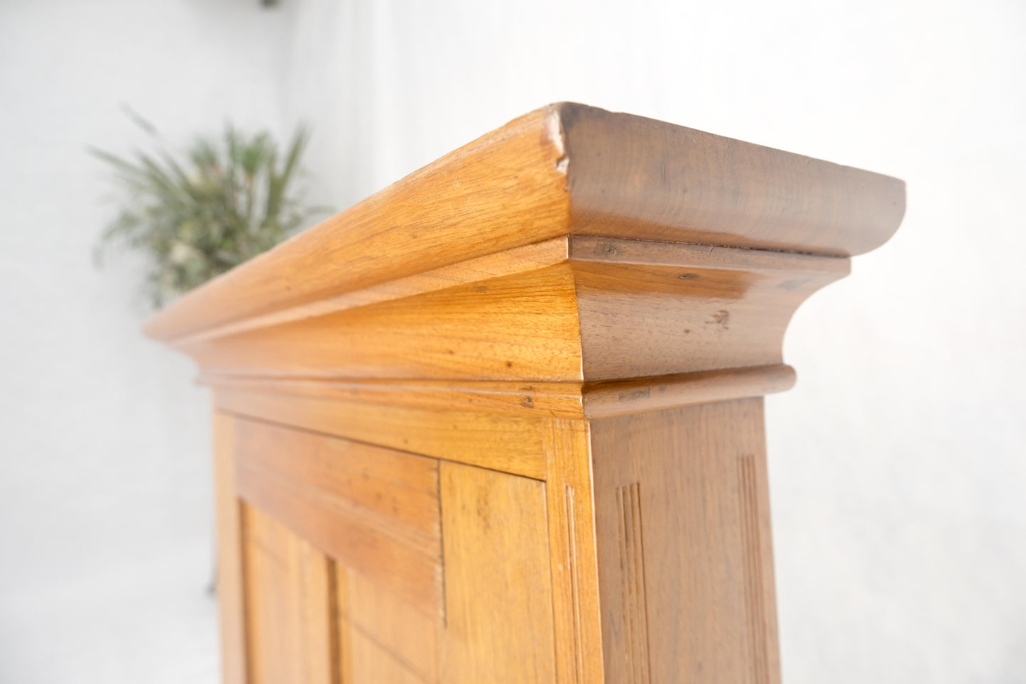 EstablishedLines Victorian Solid Walnut Hanging Flat Wall Cabinet for Keys Crown Top MINT