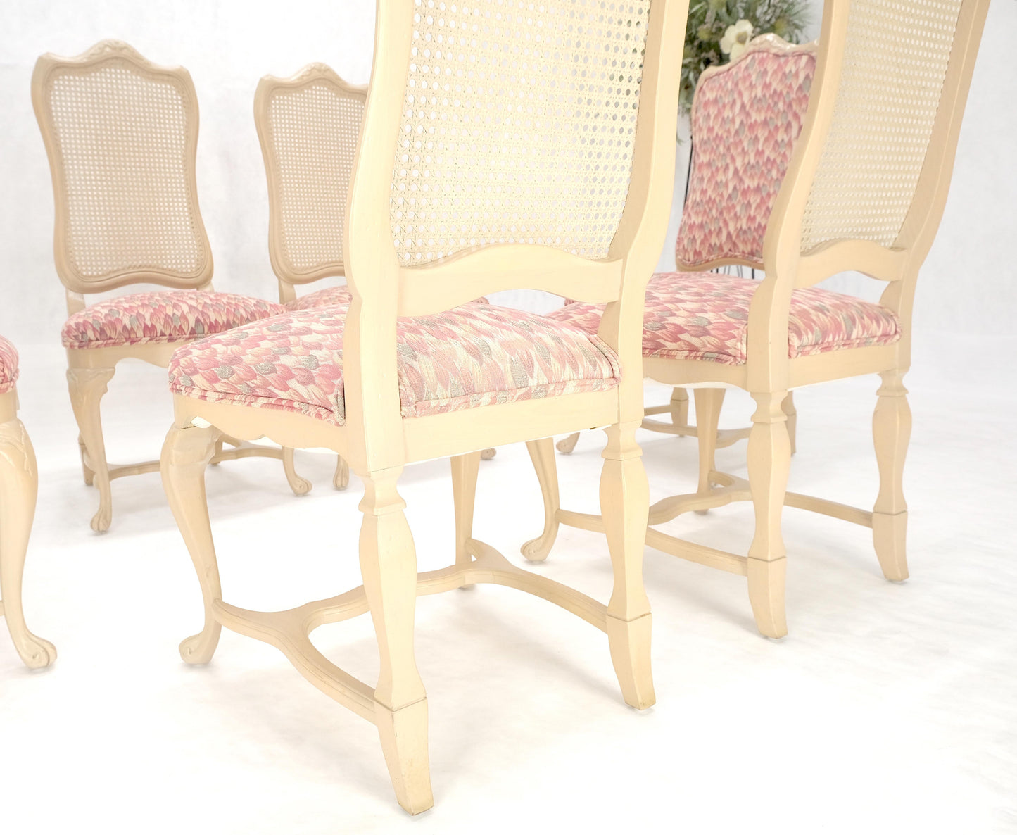 EstablishedLines Set 6 Tall Back Thick Cream Lacquer Carved French Dining Chairs Stretchers MINT