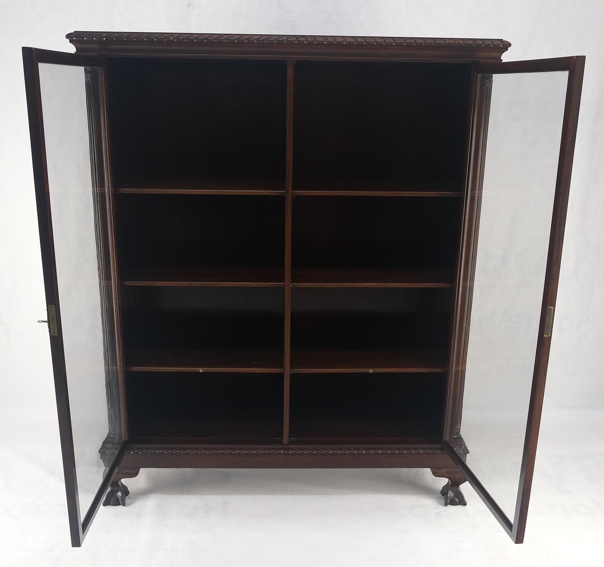 EstablishedLines Mahogany 2 Door Chippendale Style Carved Ball & Claw Feet Rope Edge Bookcase