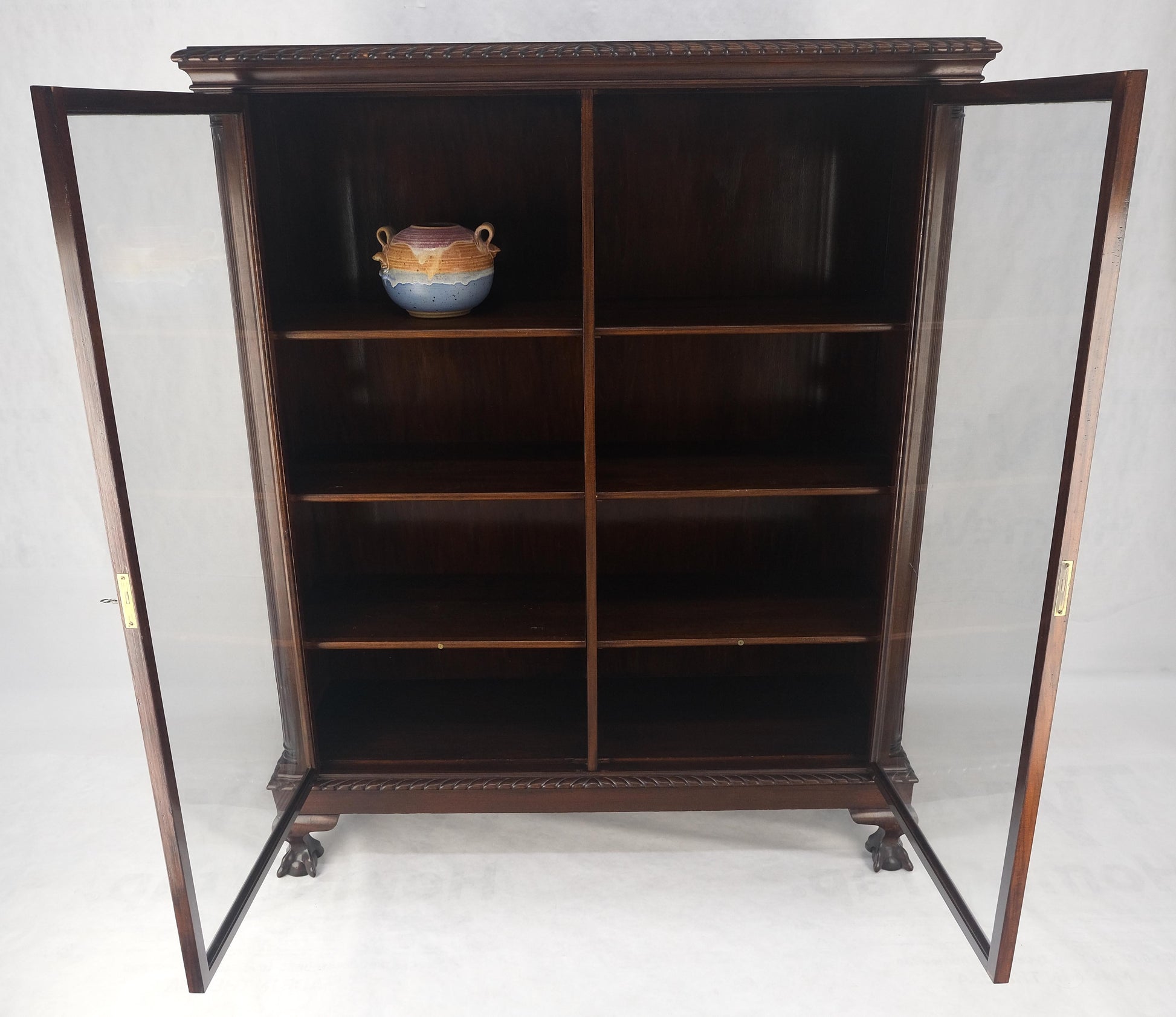 EstablishedLines Mahogany 2 Door Chippendale Style Carved Ball & Claw Feet Rope Edge Bookcase