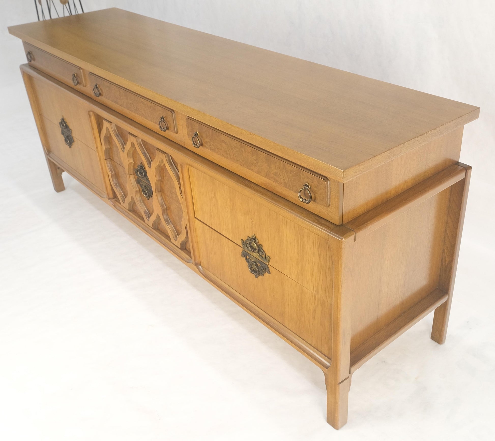 EstablishedLines Asian Inspired Light Walnut 9 Drawers Long Mid Century Dresser Credenza MINT!