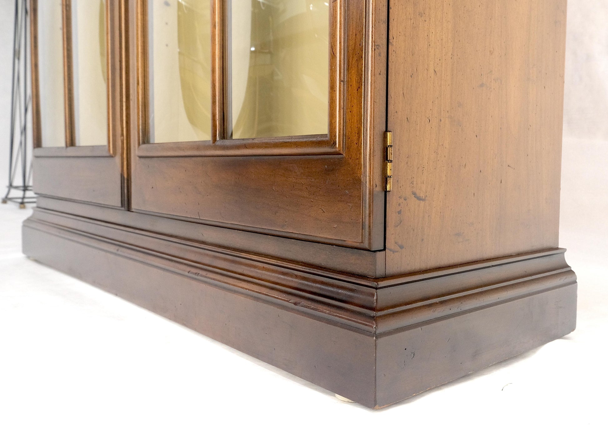 EstablishedLines 7' Tall Bubble Glass Double Doors Adjustable Shelves Bookcase Display Cabinet