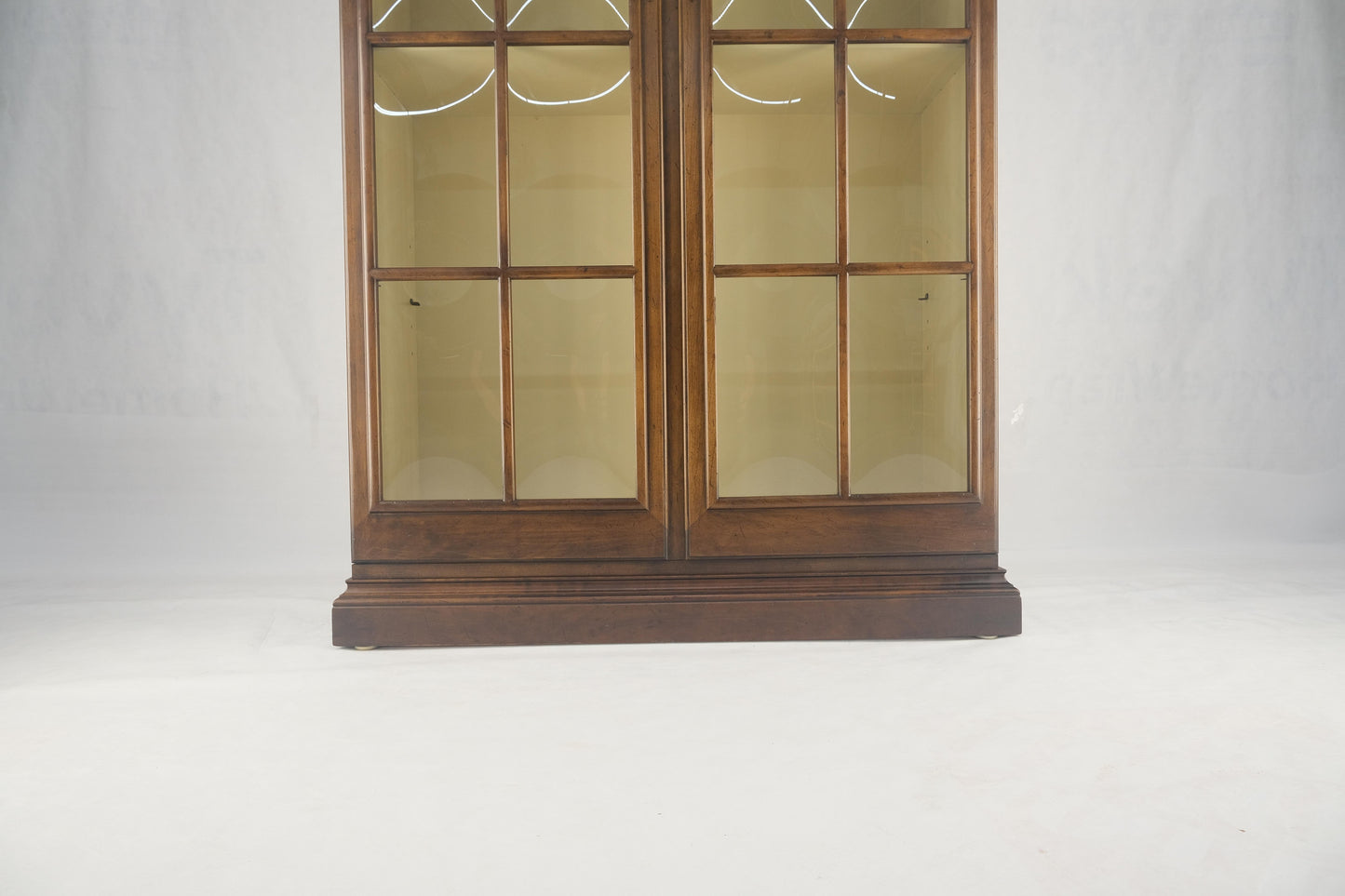 EstablishedLines 7' Tall Bubble Glass Double Doors Adjustable Shelves Bookcase Display Cabinet