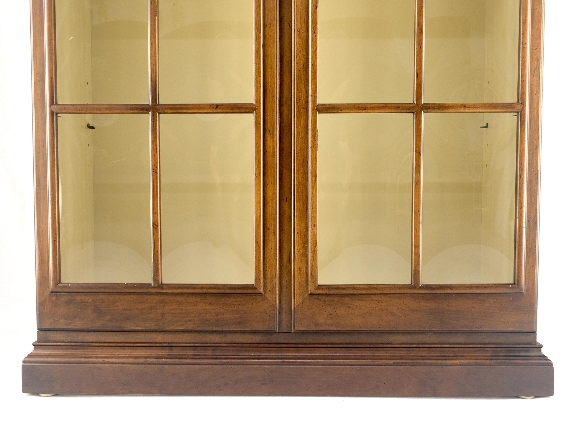 EstablishedLines 7' Tall Bubble Glass Double Doors Adjustable Shelves Bookcase Display Cabinet