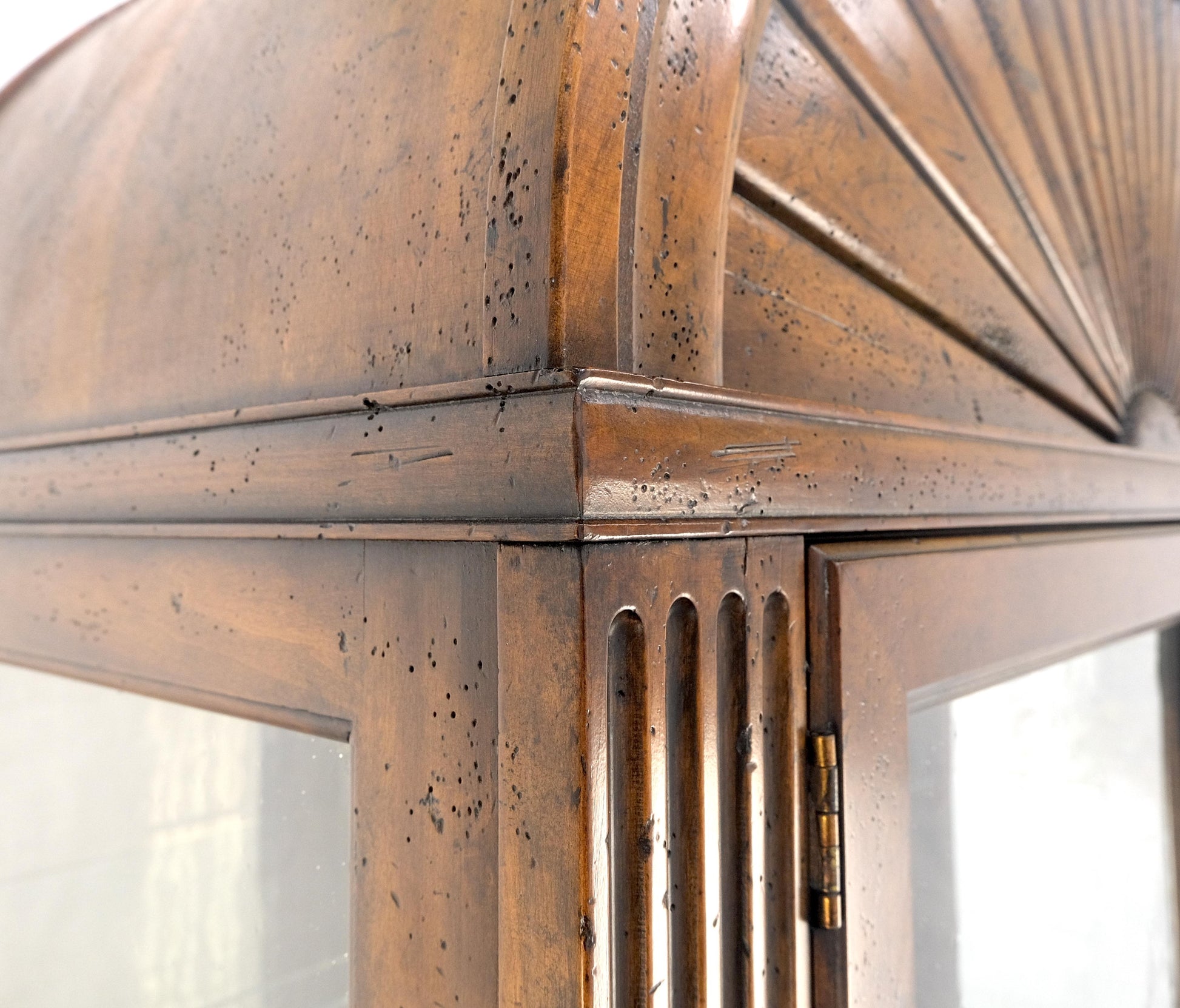 EstablishedLines Henredon Sunrise Dome Shape 2 Glass Door Lighted Shelves Curio Display Cabinet