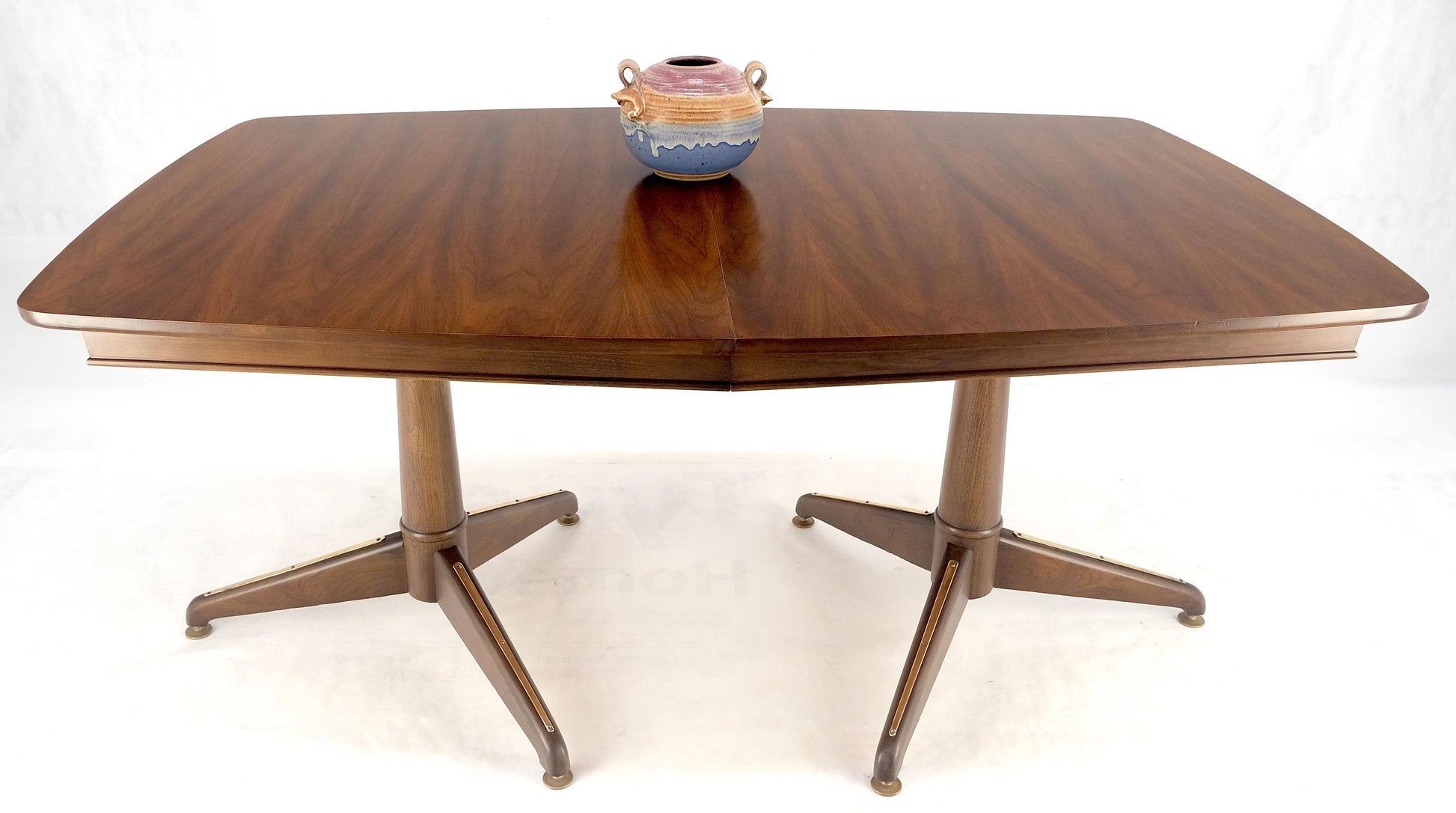 EstablishedLines Walnut Boat Shape Double Tripod Bases One Extension Leaf Board Dining Table MINT