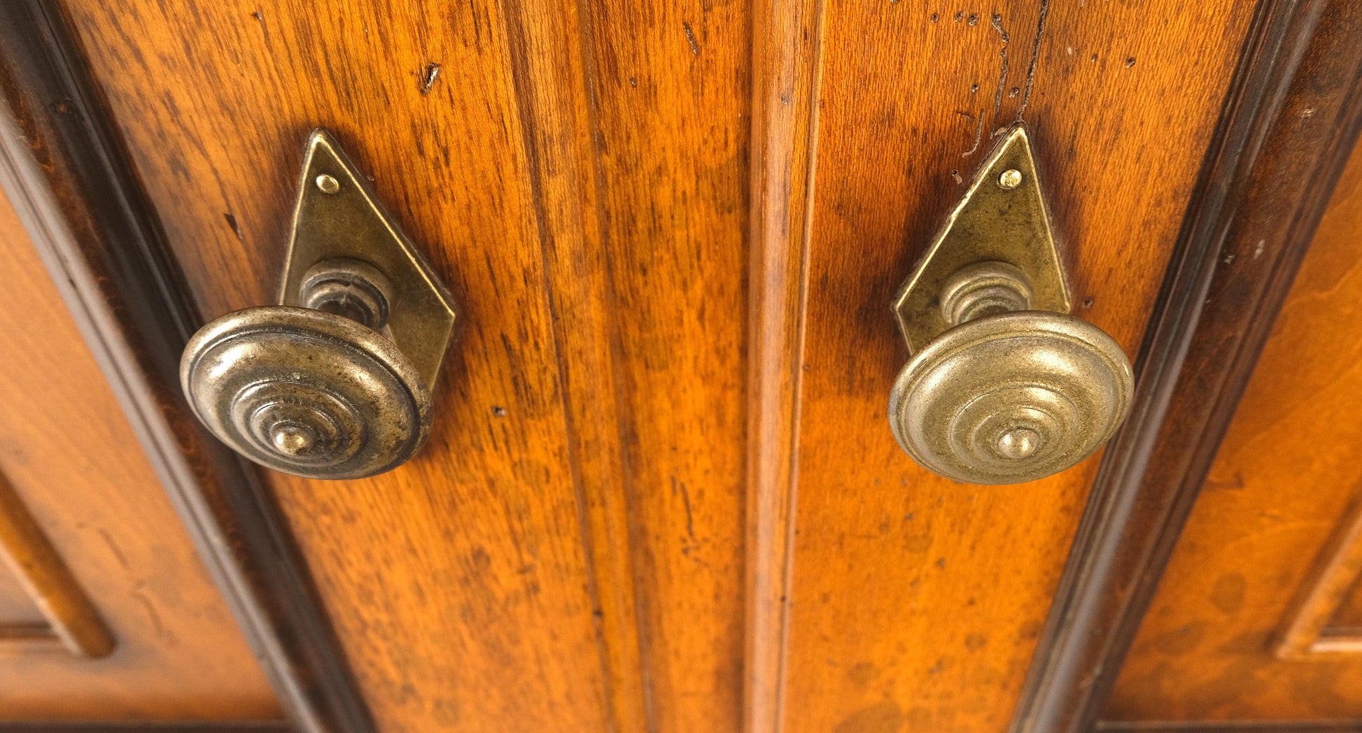 EstablishedLines Baker Two Door Drawers Large 26" Deep Sideboard Credenza Dresser Buffet MINT!