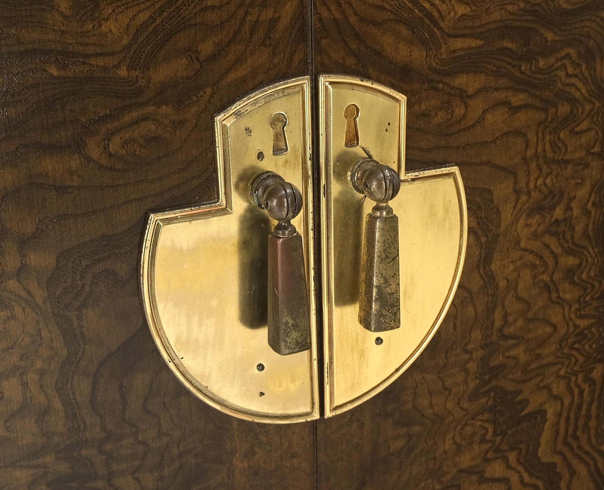 EstablishedLines Burl Wood Brass Hardware 2 Doors Compartment 68" Long Dresser Credenza MINT!