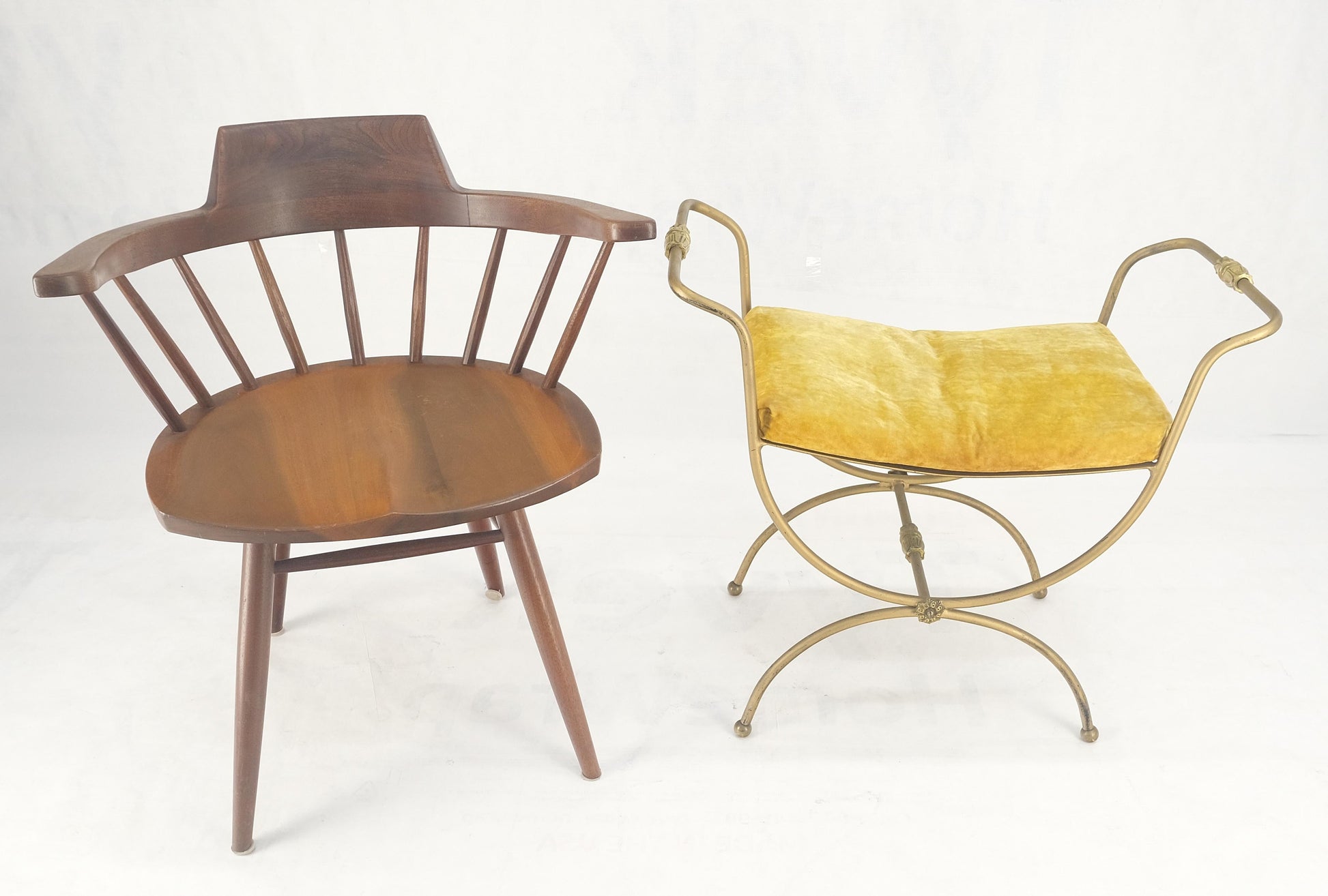 EstablishedLines Italian Brass & Steel Bent Wire Ball Feet Gold Upholstery Cushion Window Bench