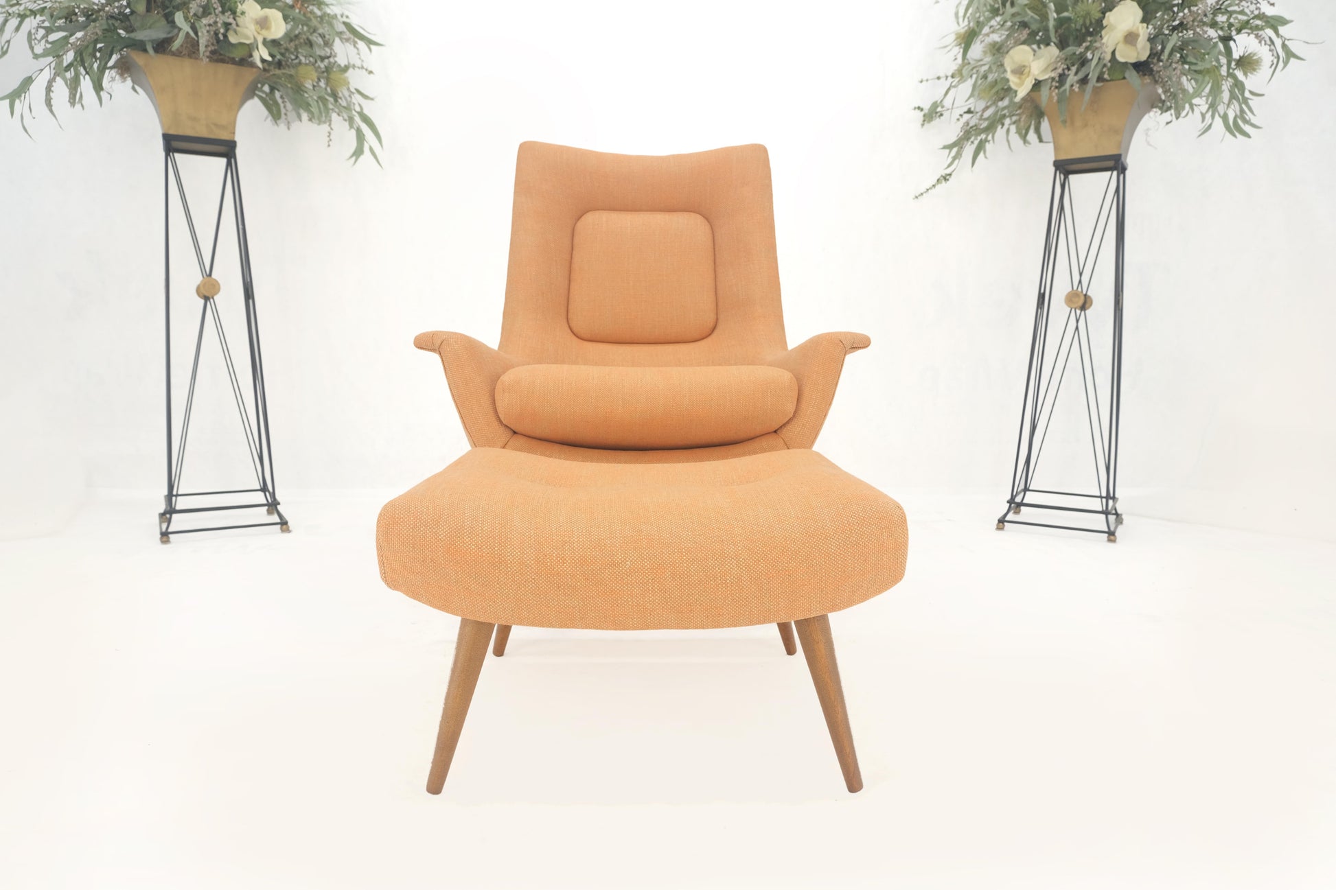 EstablishedLines Lawrence Peabody Tapered Dowel Leg Lounge Chair Matching Ottoman New Upholstery