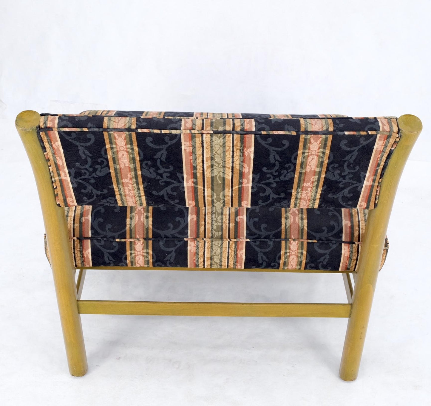 EstablishedLines Large Extra Wide Slipper Lounge Chair Gibbings Probber Decor Match