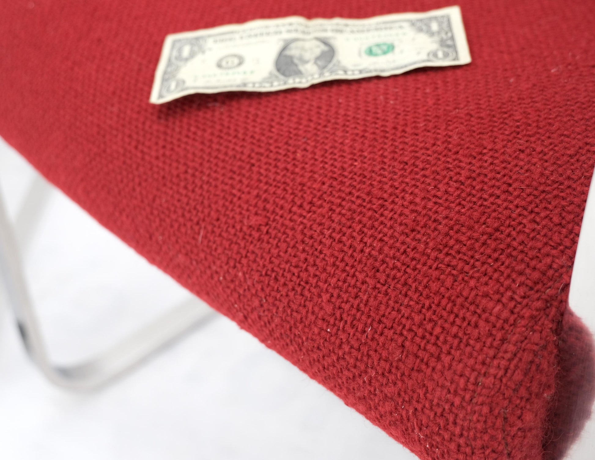 EstablishedLines Pair Heavy Solid Stainless Steel Formed Bend Frame Side Lounge Chairs Red Uphols