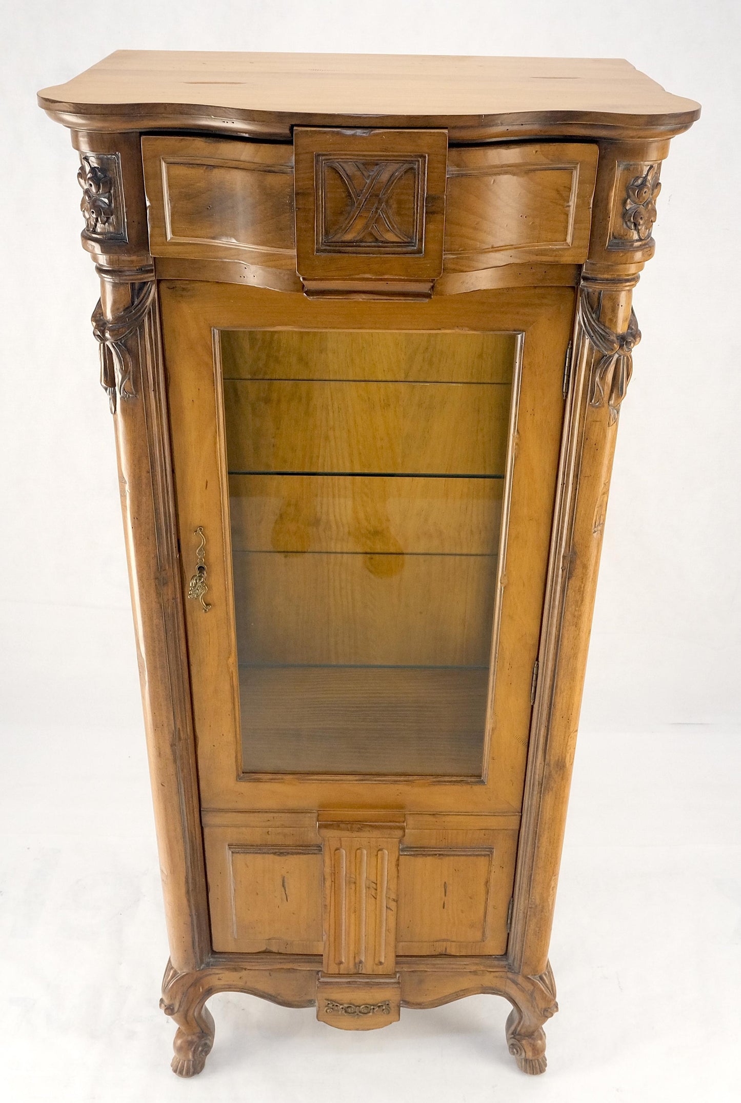 EstablishedLines Compact Regency One Door Carved 26" Wide 3 Tier Italian Curio Cabinet MINT