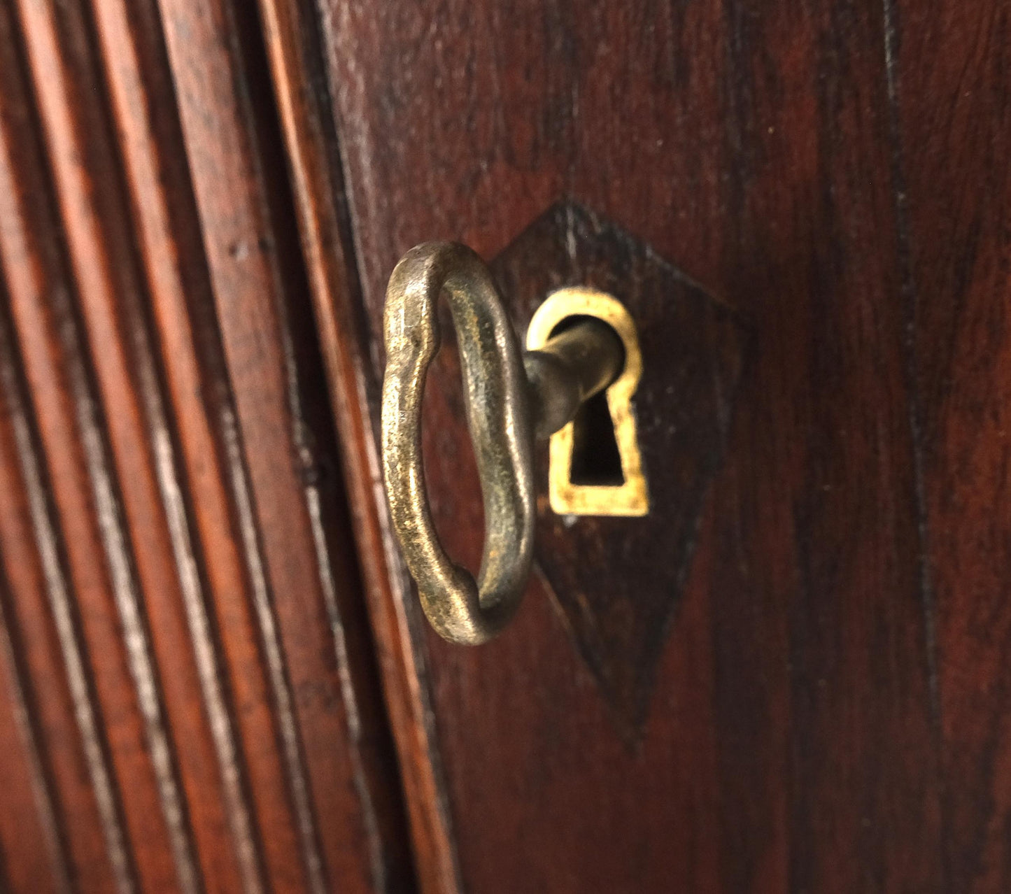 EstablishedLines Antique c1880s Solid Mahogany Top Brass Ball & Claw Feet Sideboards Buffet MINT