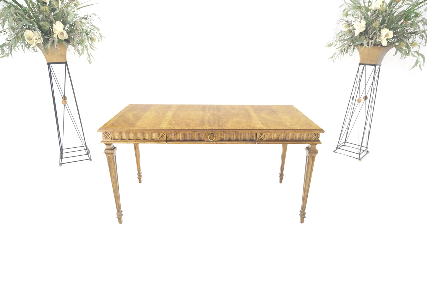 EstablishedLines Heritage Henredon Scalloped Edge Olive Burl Wood Top Desk One Drawer Table MINT!