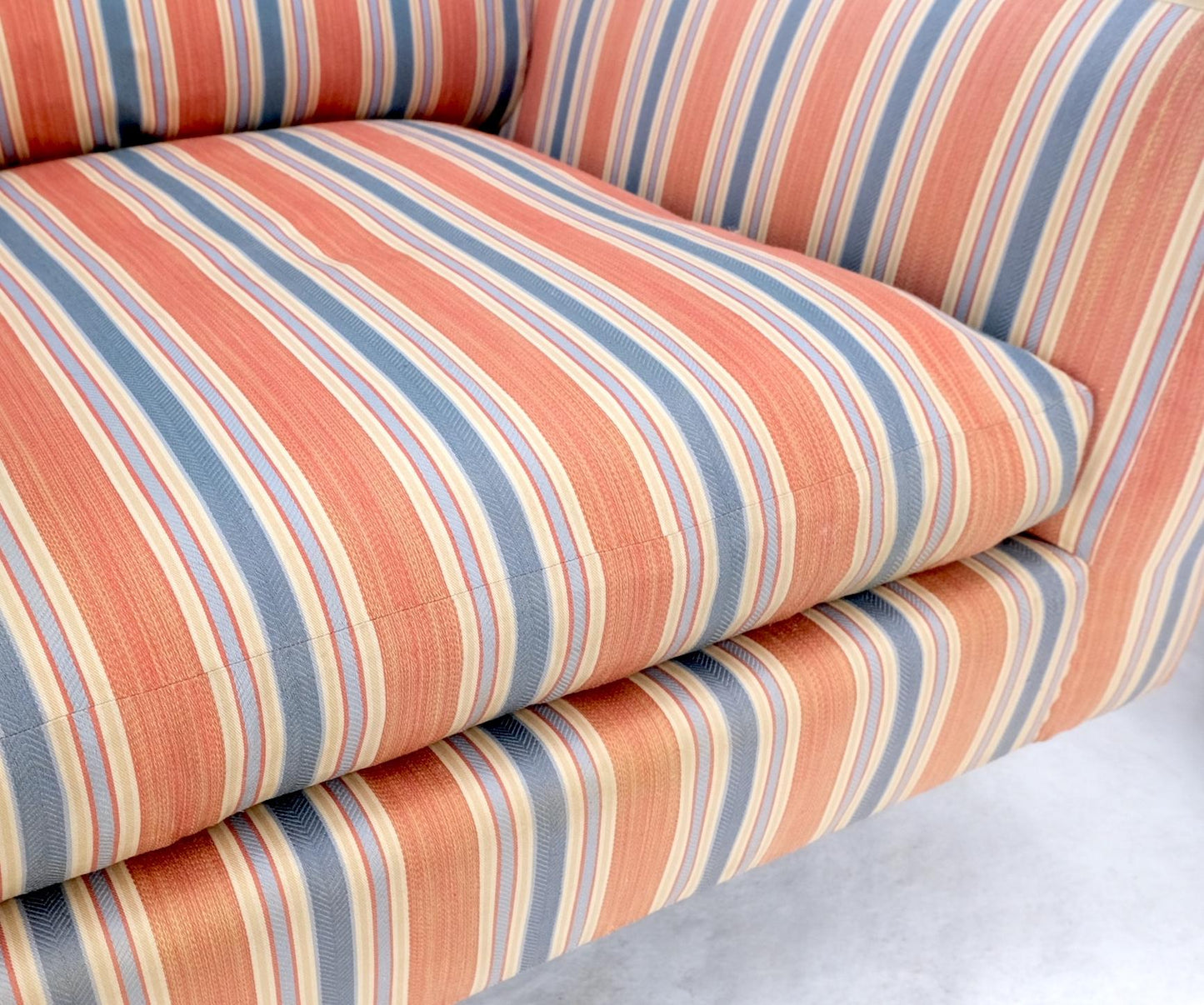 EstablishedLines Pair Mid Century Modern Lucite Base Floating Lounge Club Chairs