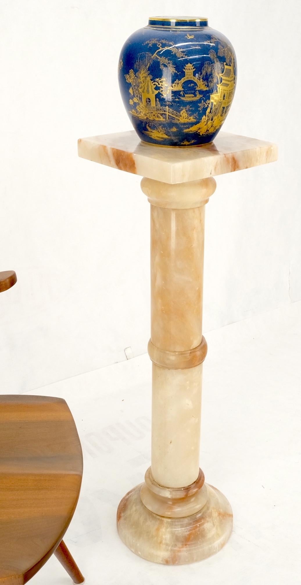 EstablishedLines Vintage Round Turned Onyx Pedestal Stand