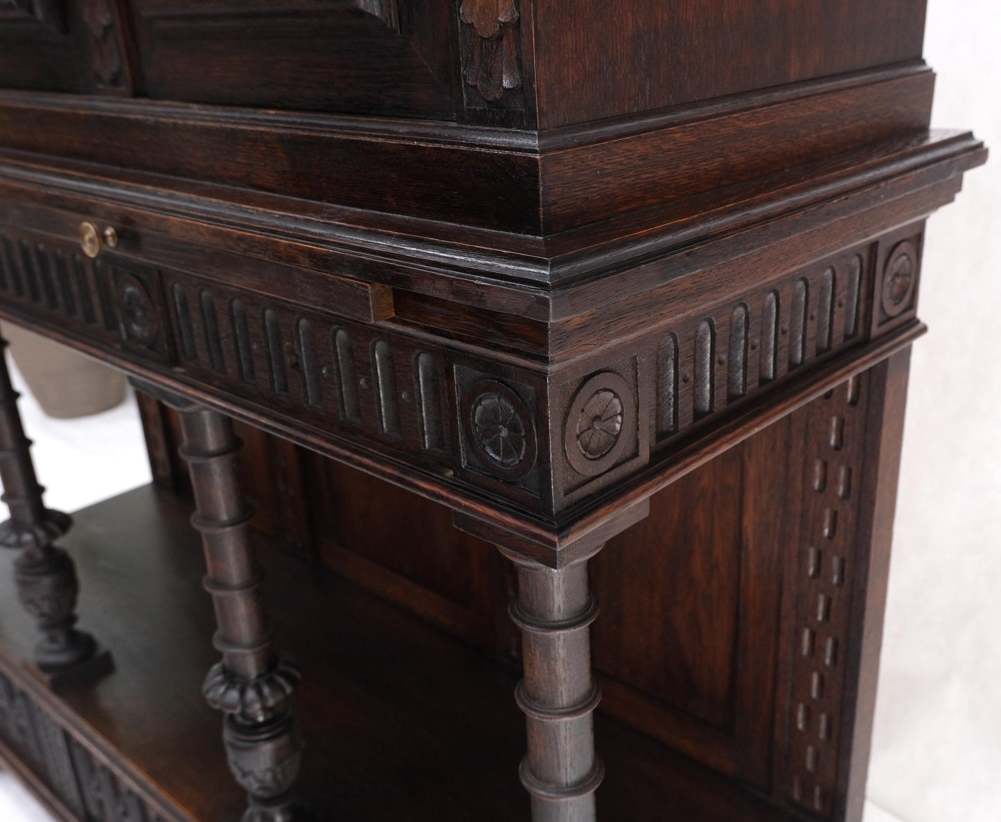 EstablishedLines Carved Oak Jacobean Style 3 Doors Drawers Server Credenza Cabinet Cupboard Mint