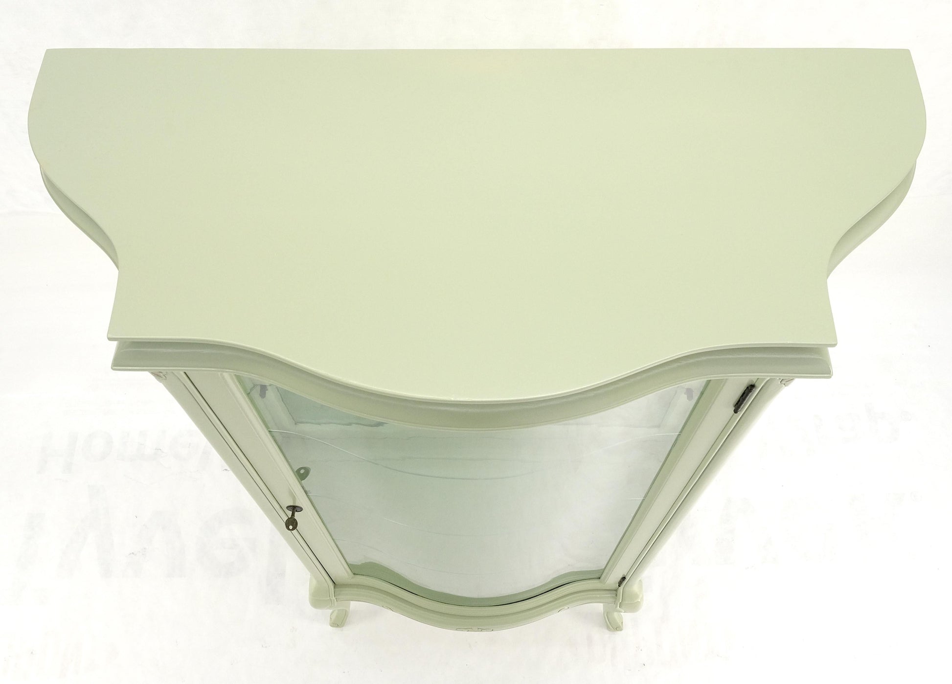 EstablishedLines 1920s Curved Glass Light Olive Tone Lacquer Finish Curio Display Cabinet MINT!