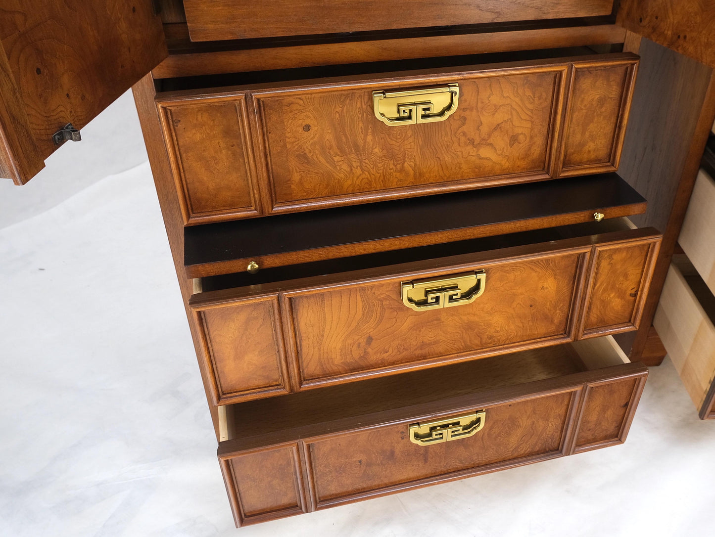 Thomasville Tall Tower Shape Highboy Dressers W/ Drawer Compartment Burl Wood