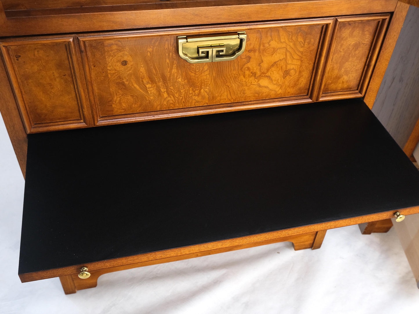 Thomasville Tall Tower Shape Highboy Dressers W/ Drawer Compartment Burl Wood