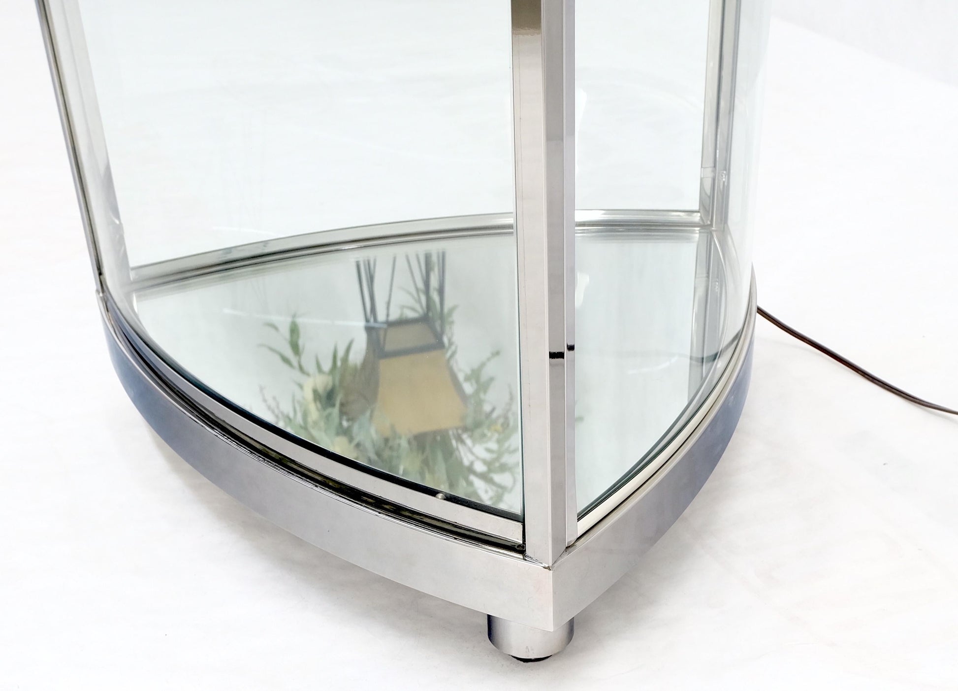 EstablishedLines Rounded Triangle Shape Bowed Glass & Chrome Shelves Display Case Vitrine MINT!