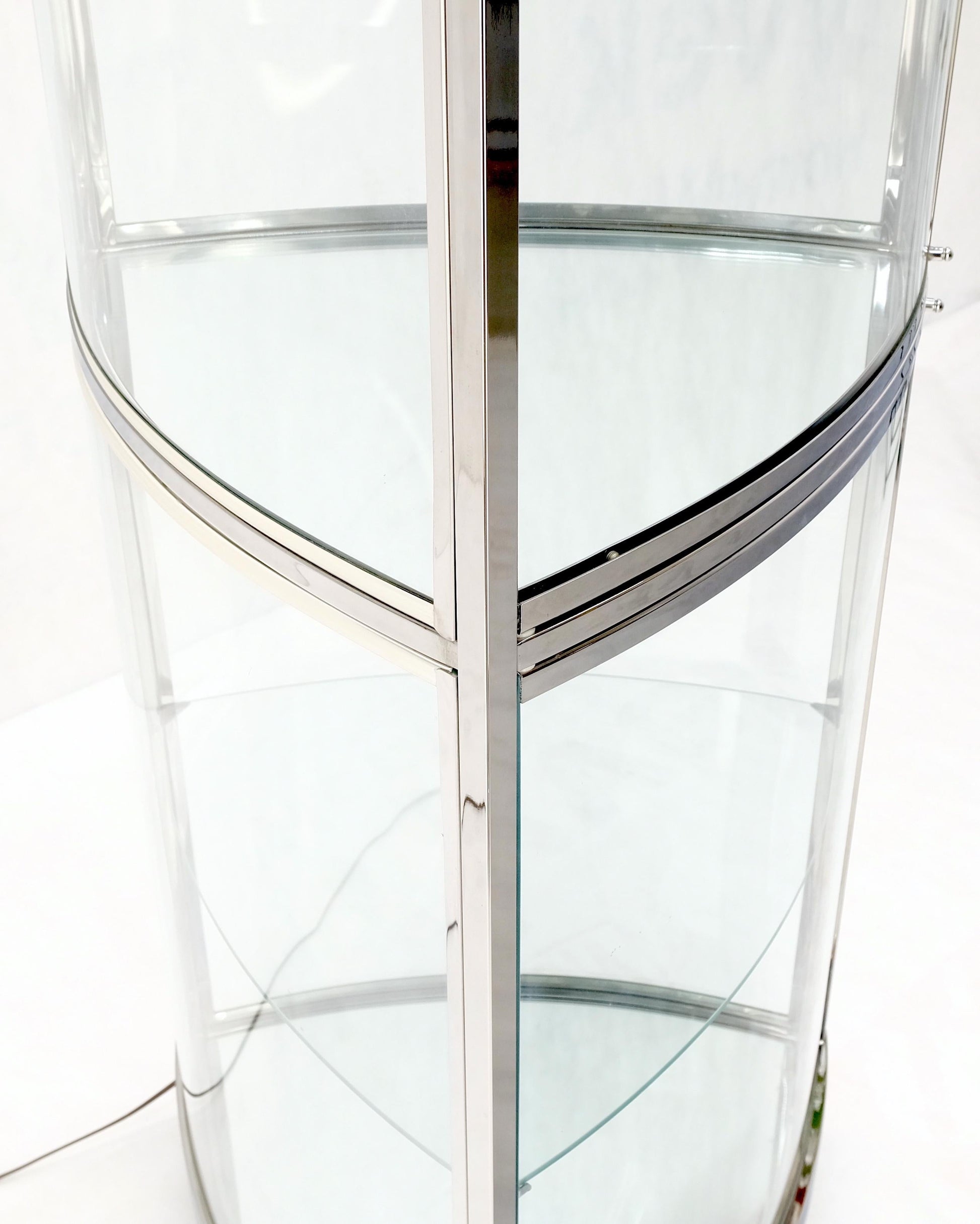 EstablishedLines Rounded Triangle Shape Bowed Glass & Chrome Shelves Display Case Vitrine MINT!