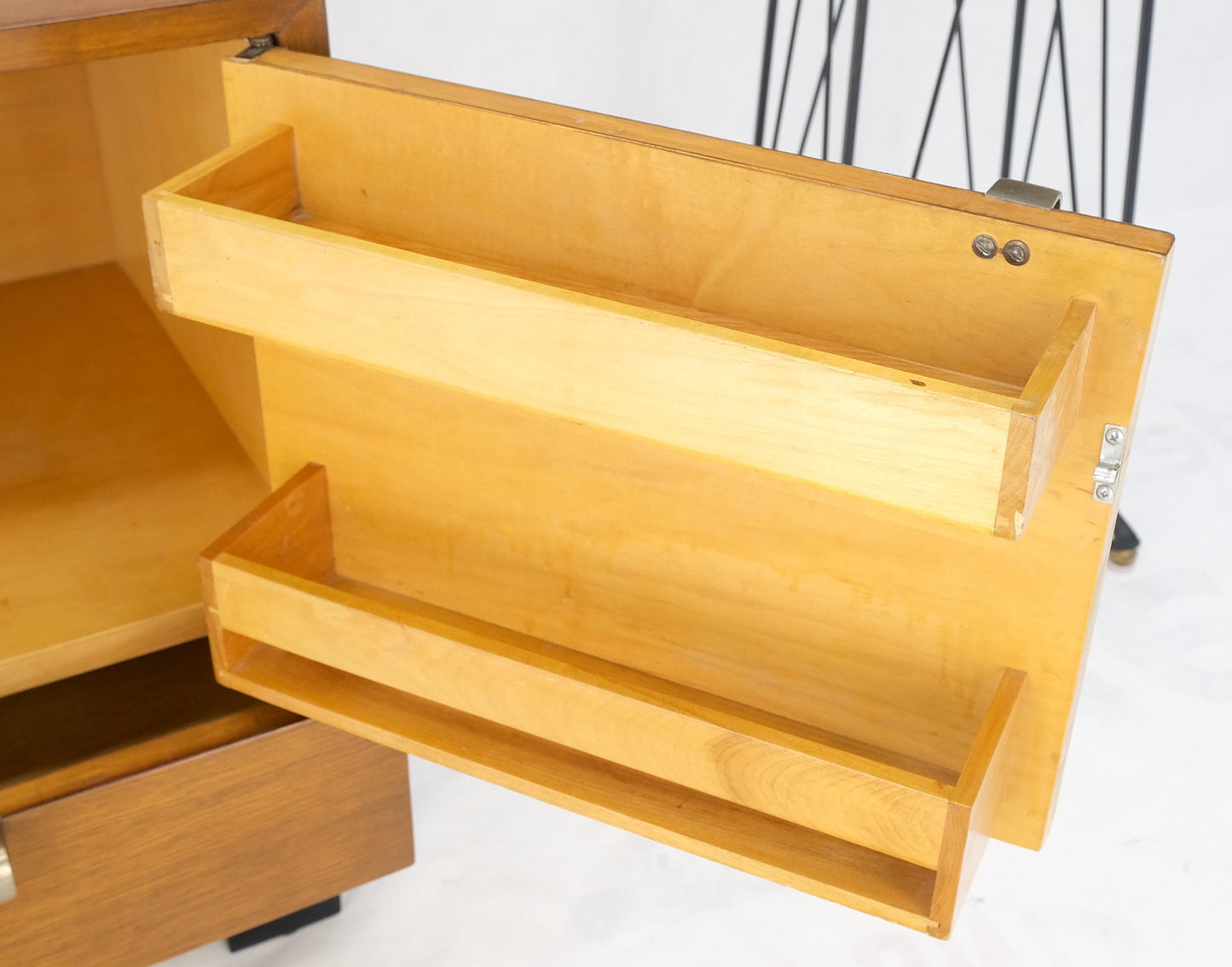 EstablishedLines George Nelson for Herman Miller One Door One Drawer Night Stand J Pulls Mint!