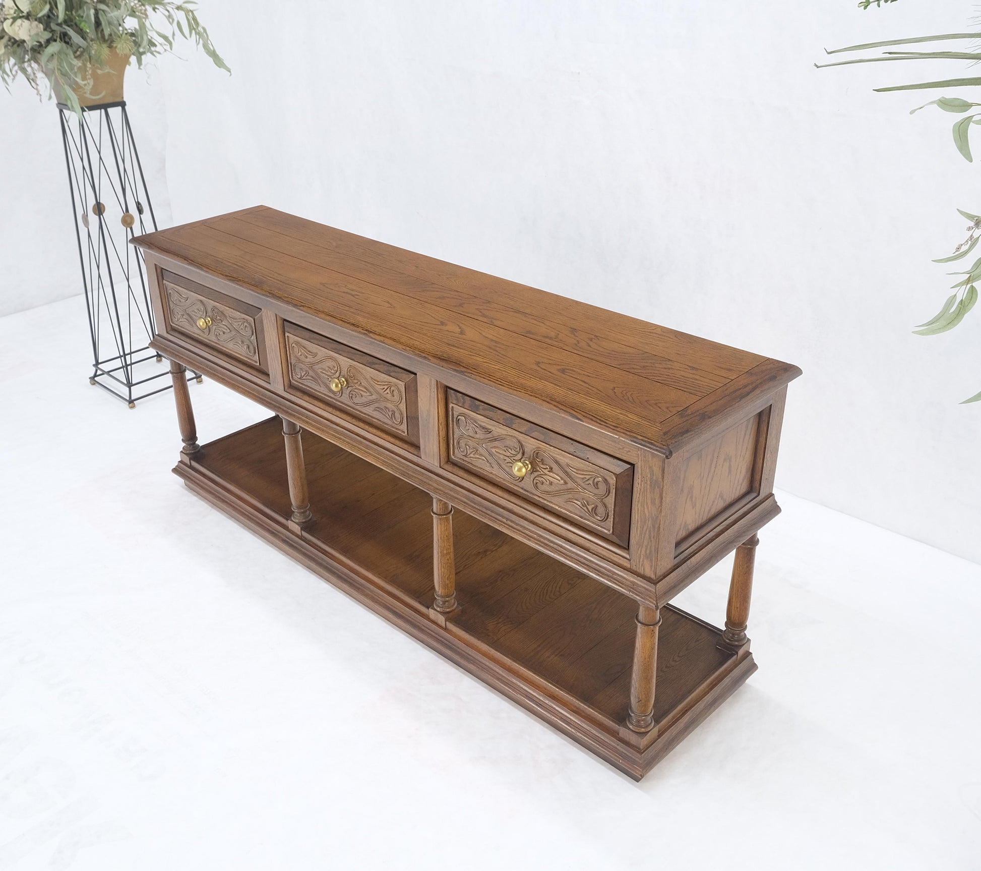 EstablishedLines Spanish Colonial Carved Oak 3 Deep Drawer Sideboard Credenza Buffet Console MINT