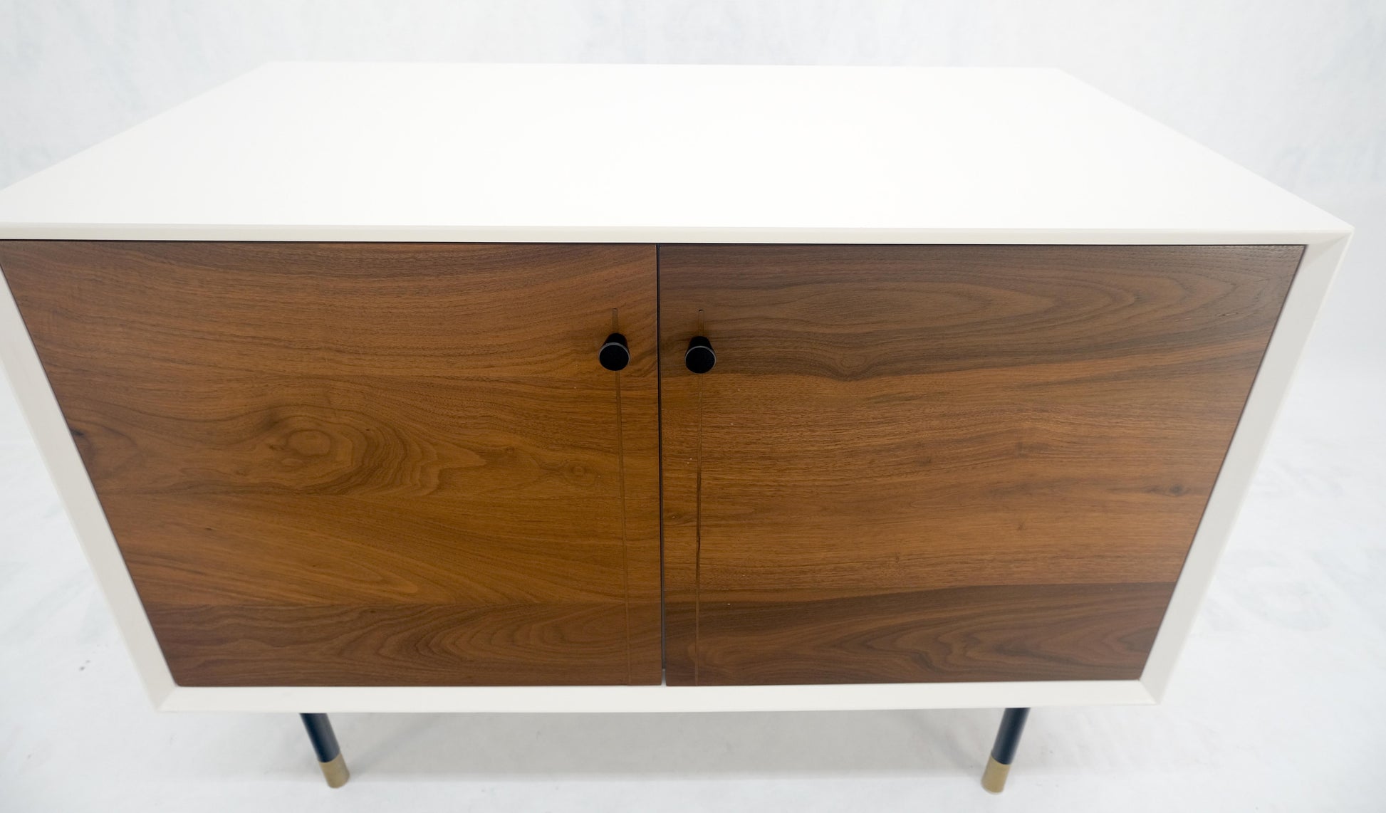 EstablishedLines Bookmached Walnut Double Doors White Lacquer Compact 28" Tall Credenza MINT