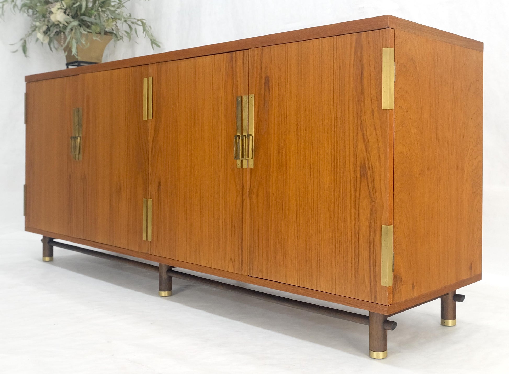 EstablishedLines Baker Teak & Brass Double Door Compartment 4 Drawers Credenza Dresser MINT!