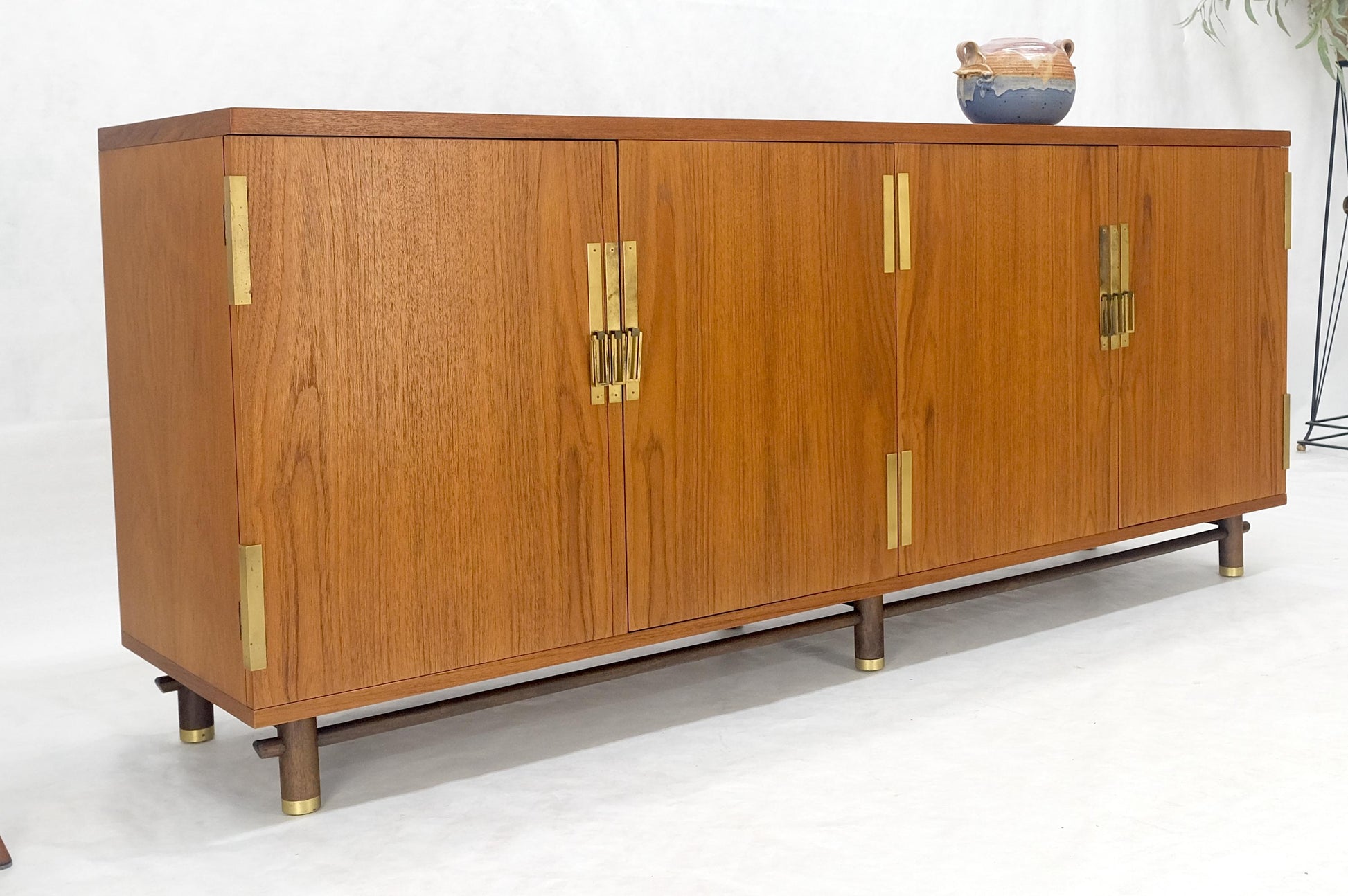 EstablishedLines Baker Teak & Brass Double Door Compartment 4 Drawers Credenza Dresser MINT!