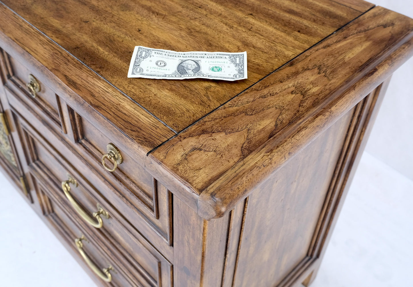 EstablishedLines 9 Drawers Two Decorative Doors Solid Brass Buckle Drop Pull Rolled Edges Dresser