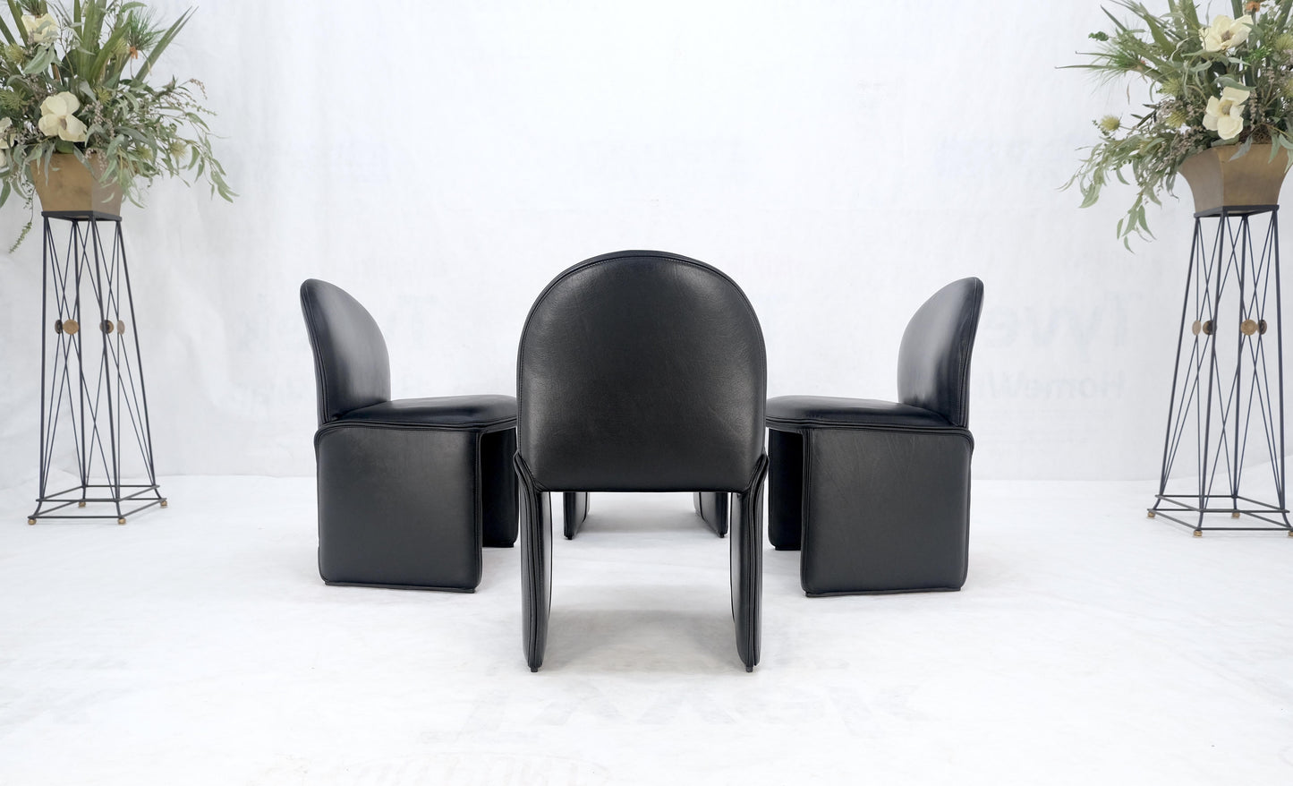 EstablishedLines Set 4 Italian Mid Century Modern Black Leather Dining Chairs Bellini Style MINT!