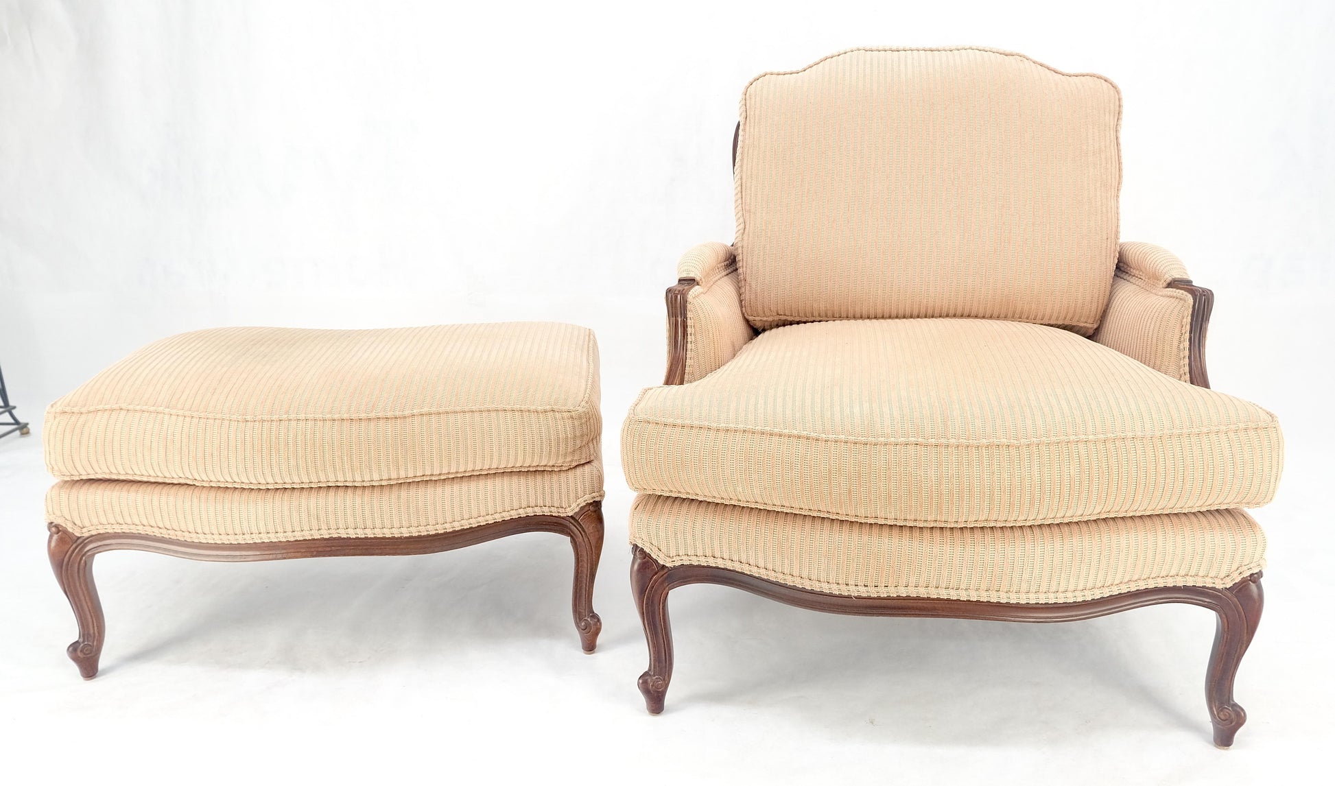 EstablishedLines Wide Carved Walnut Frame Vintage  French Arm Chair w/ Matching Ottoman Chaise