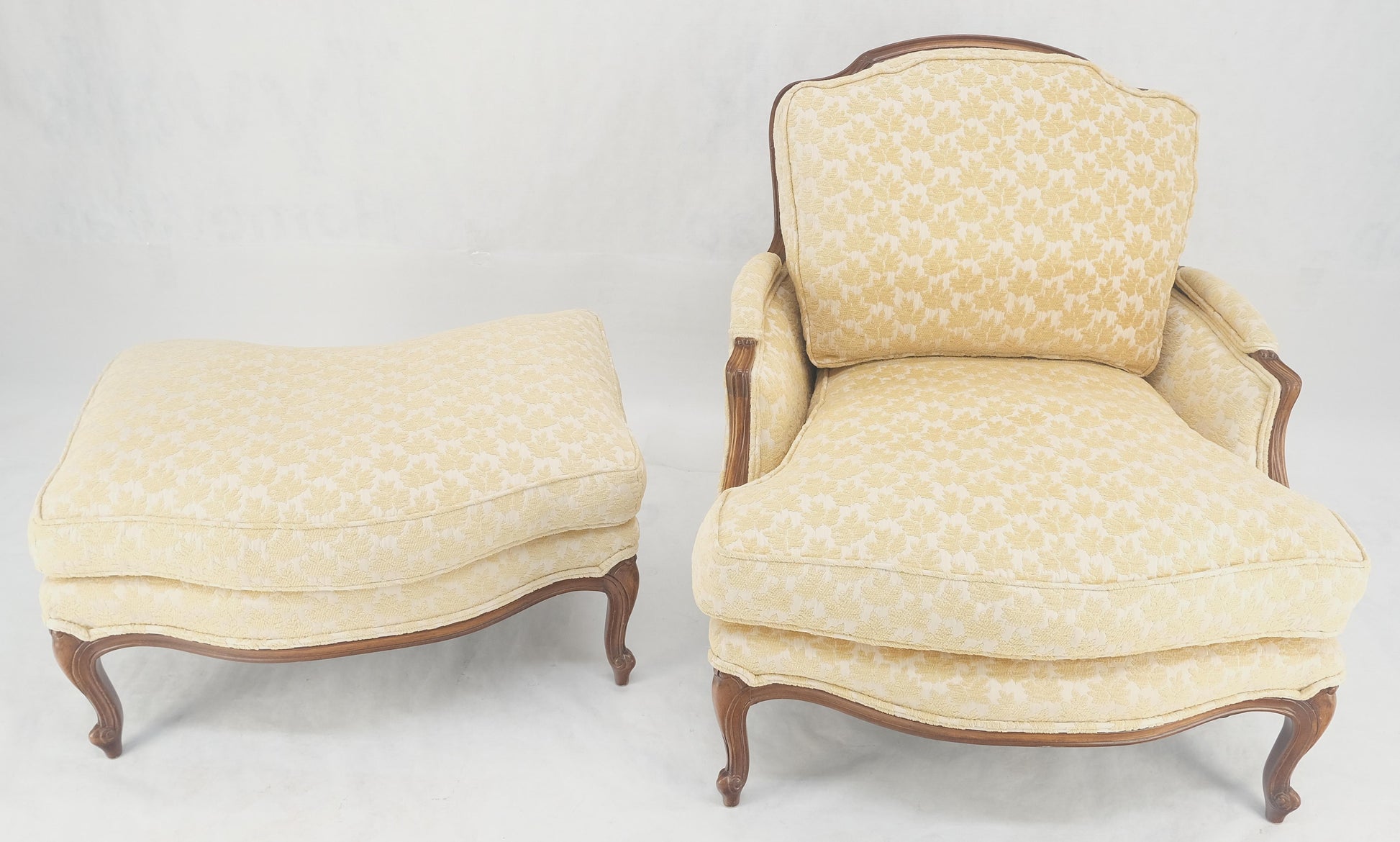 EstablishedLines Wide Carved Walnut Frame French Arm Chair w/ Matching Ottoman Chaise Super Clean