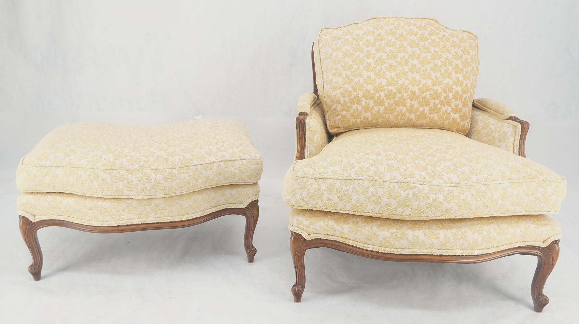 EstablishedLines Wide Carved Walnut Frame French Arm Chair w/ Matching Ottoman Chaise Super Clean