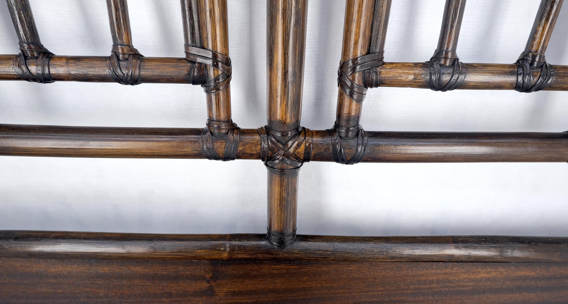 EstablishedLines McGuire Dark Bamboo & Ebonized Mahogany Leather King Size Headboard Bed MINT!