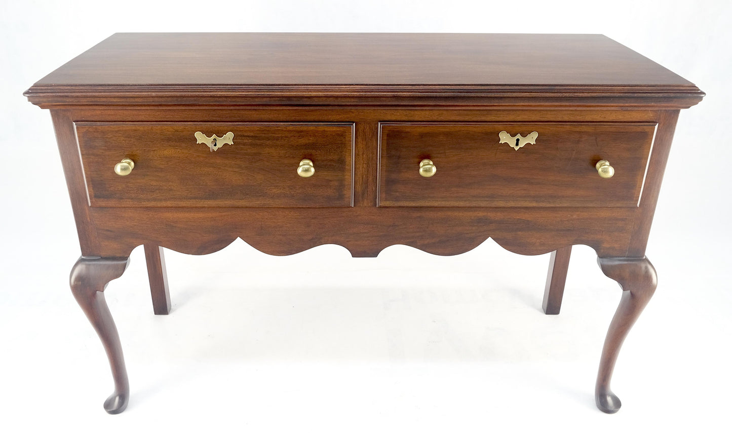 EstablishedLines Virginia Galleries Henkel Harris Mahogany Double Drawer Buffet Short Sideboard