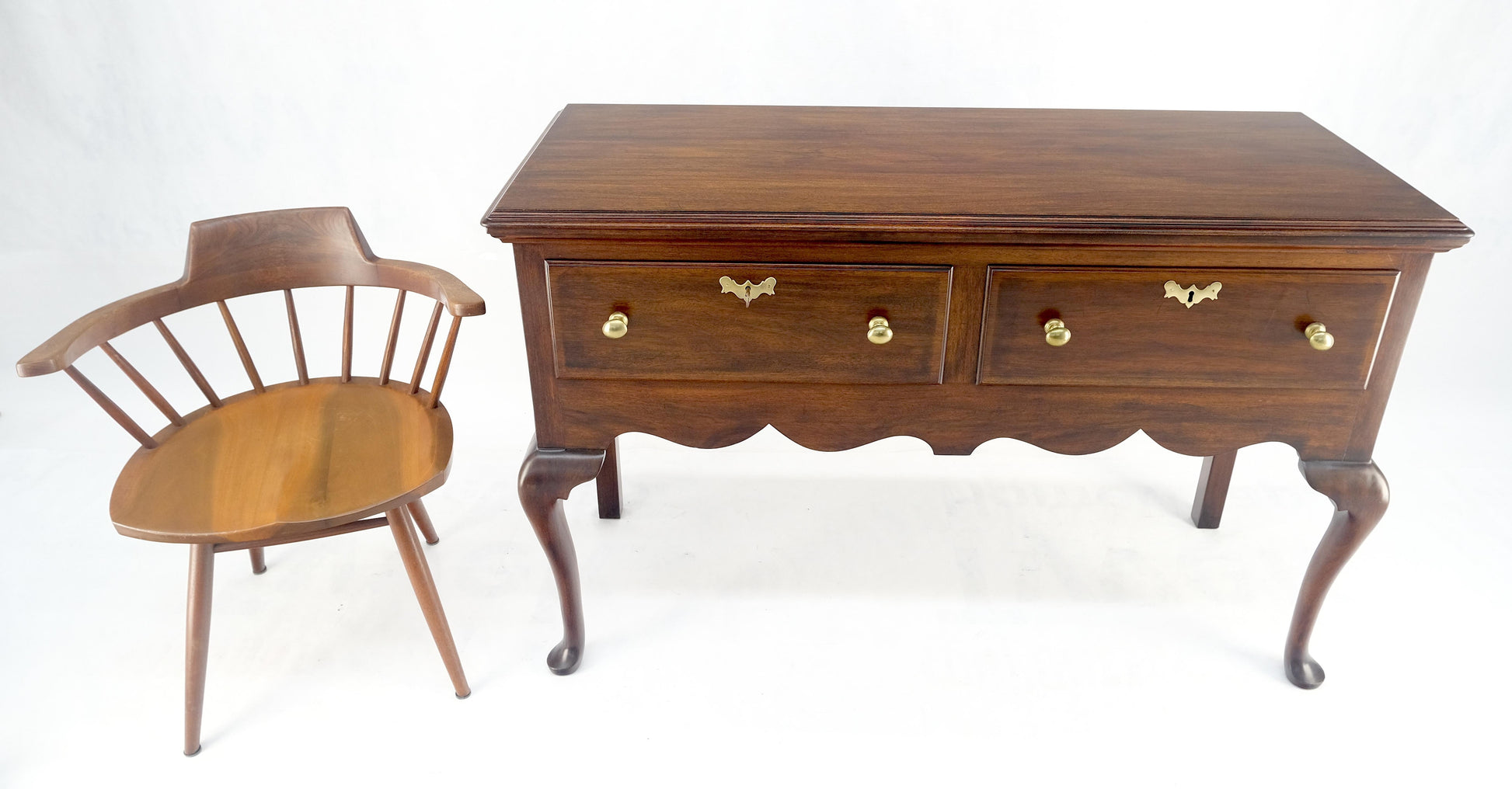 EstablishedLines Virginia Galleries Henkel Harris Mahogany Double Drawer Buffet Short Sideboard