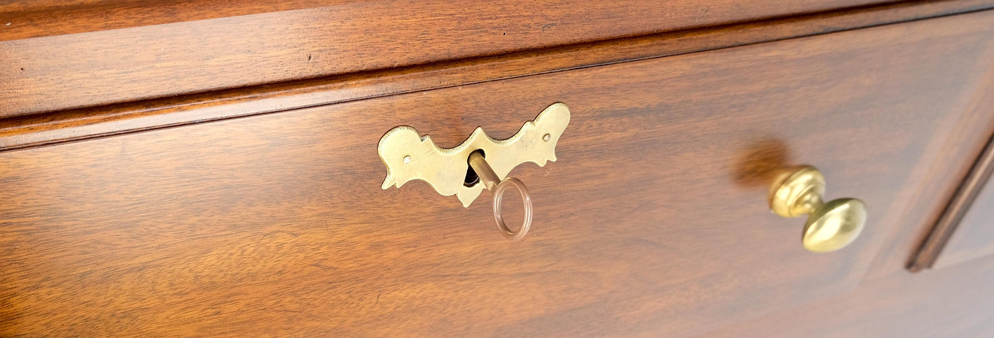 EstablishedLines Virginia Galleries Henkel Harris Mahogany Double Drawer Buffet Short Sideboard